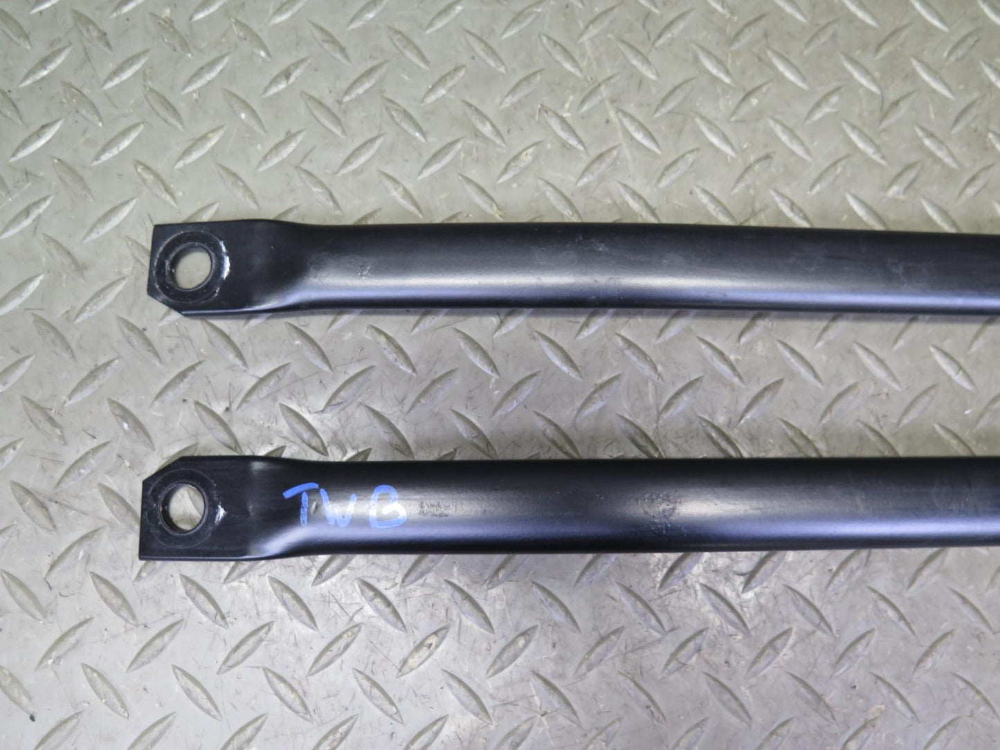 07-13 BMW E90 E92 E93 335i Set of 2 Front Strut Tower Brace Rod Support OEM