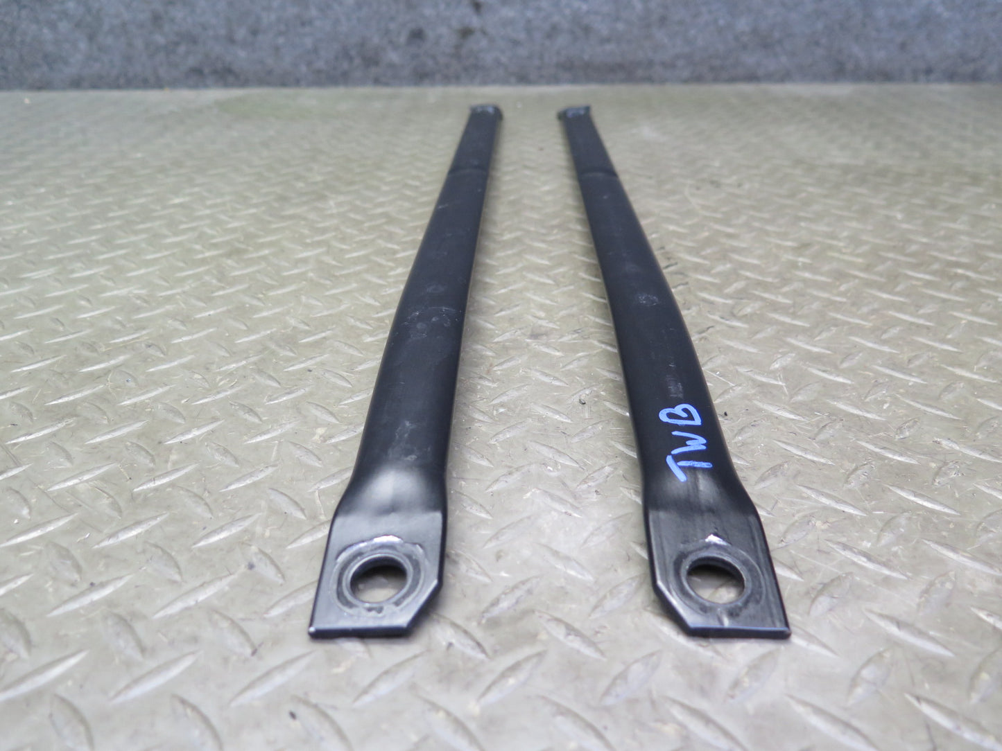 07-13 BMW E90 E92 E93 335i Set of 2 Front Strut Tower Brace Rod Support OEM