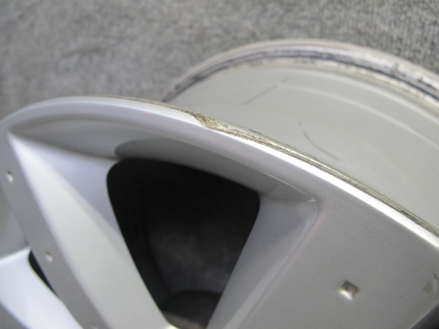 04-05 Nissan Z33 350Z Convert Set of 4 R17" Alloy Wheel Rim 17x7.5JJ 17x8JJ OEM