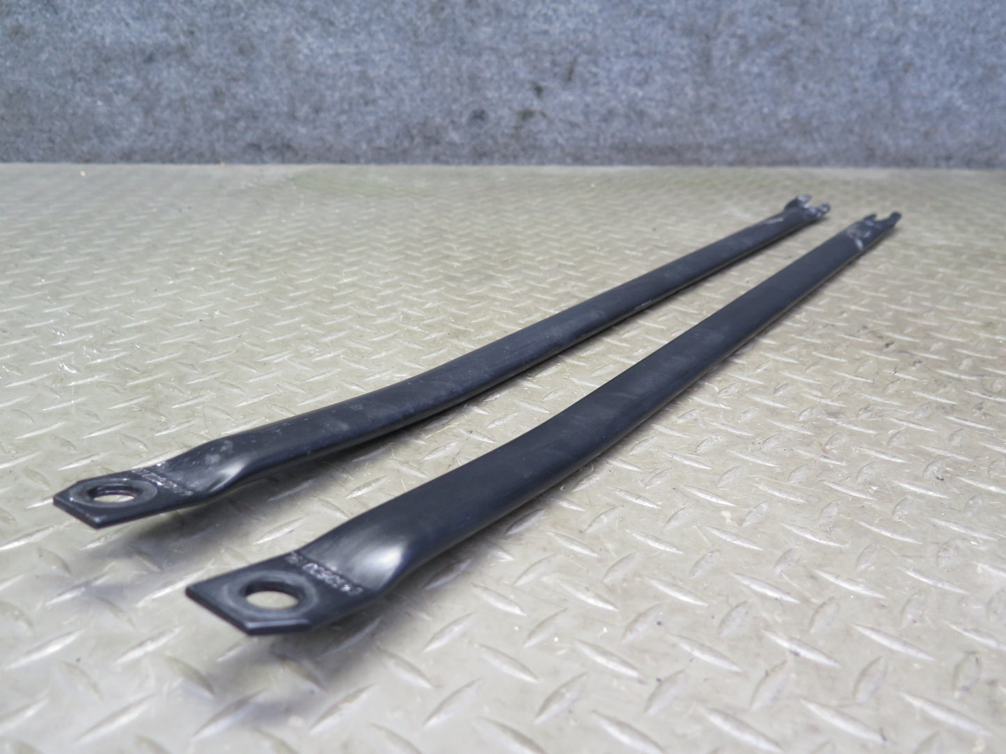 07-13 BMW E90 E92 E93 335i Set of 2 Front Strut Tower Brace Rod Support OEM