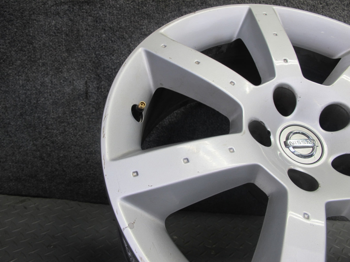 04-05 Nissan Z33 350Z Convert Set of 4 R17" Alloy Wheel Rim 17x7.5JJ 17x8JJ OEM