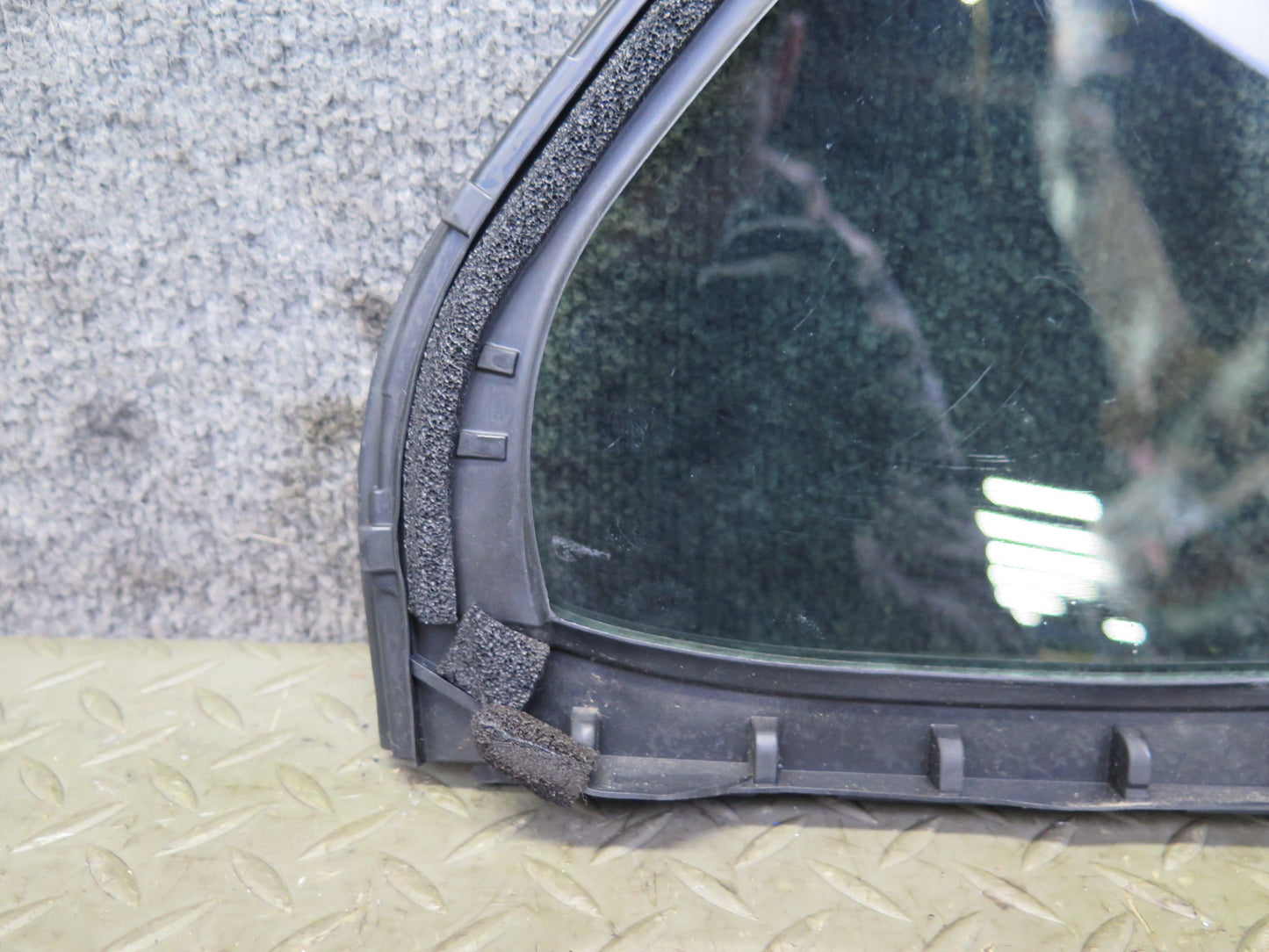 08-14 Lexus IS250 IS350 Is-f Sedan Rear Left Quarter Glass Window OEM