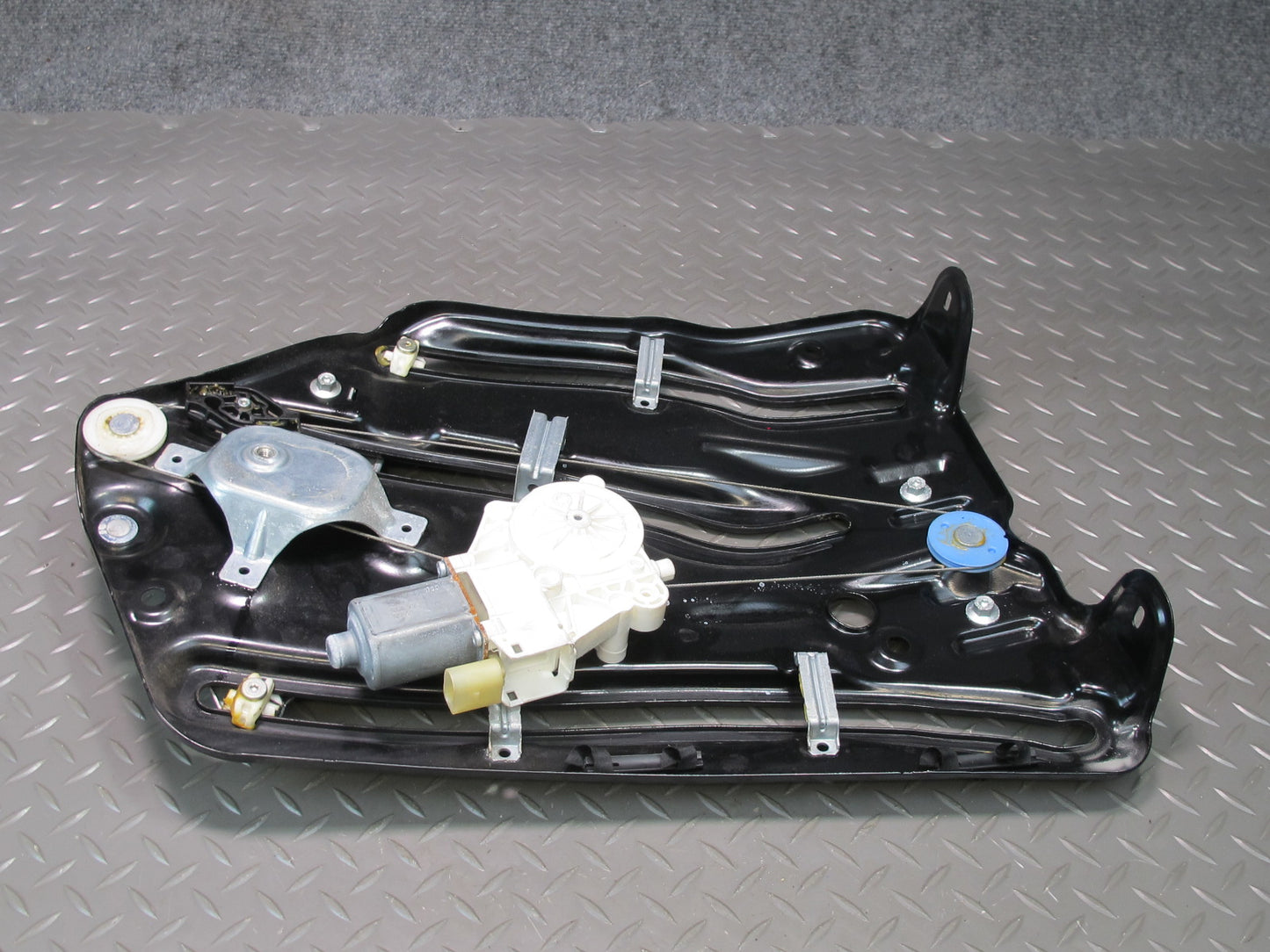 07-13 BMW E93 335i Convertible Rear Left Quarter Window Regulator w Motor OEM