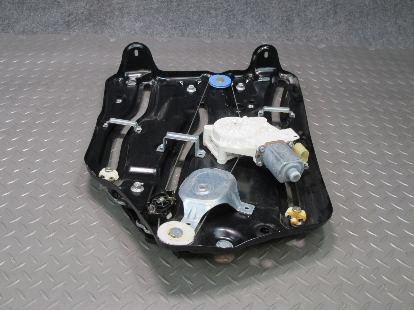 07-13 BMW E93 335i Convertible Rear Left Quarter Window Regulator w Motor OEM