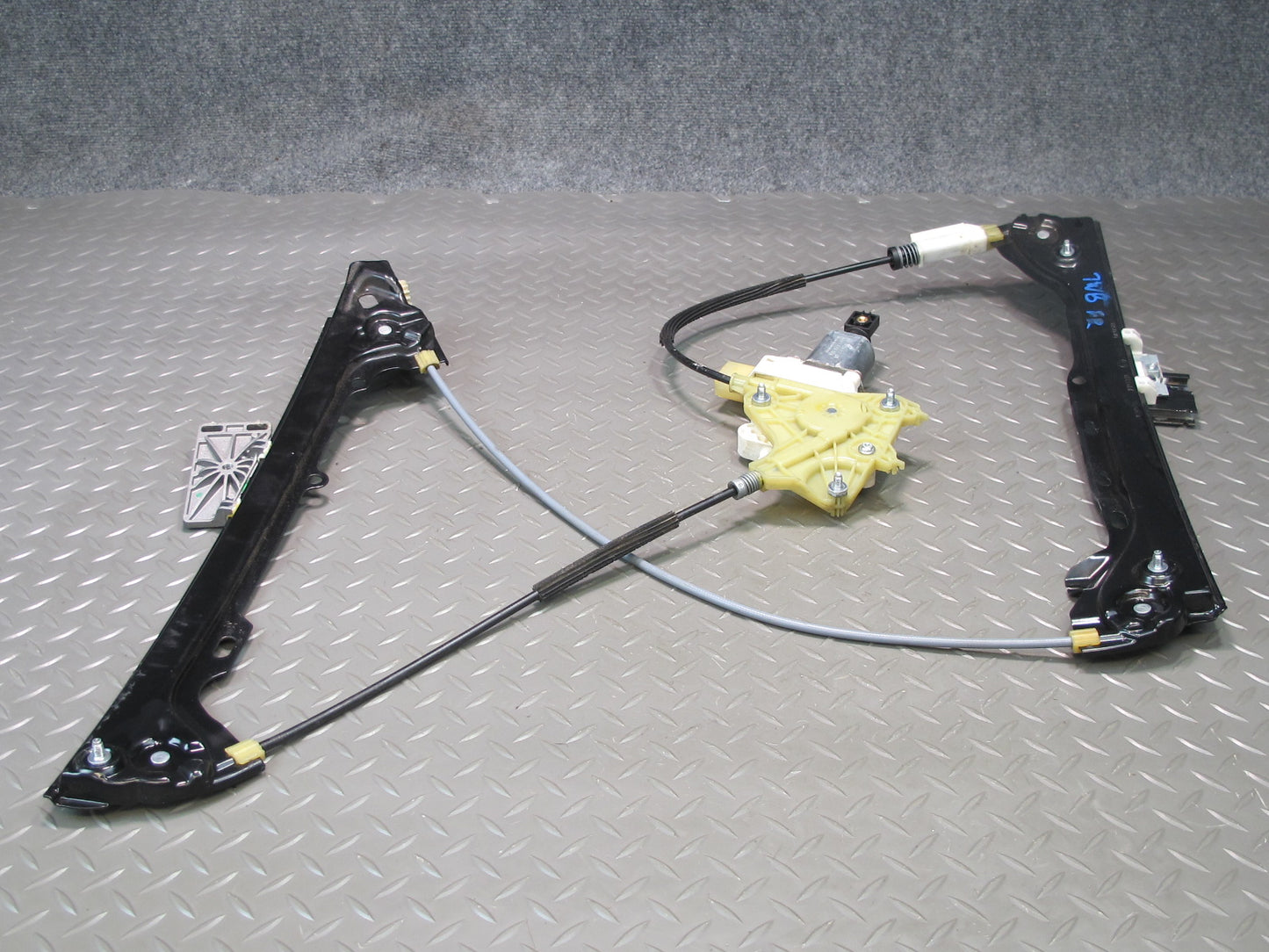 07-13 BMW E92 E93 335i Front Right Passenger Door Window Regulator w Motor OEM