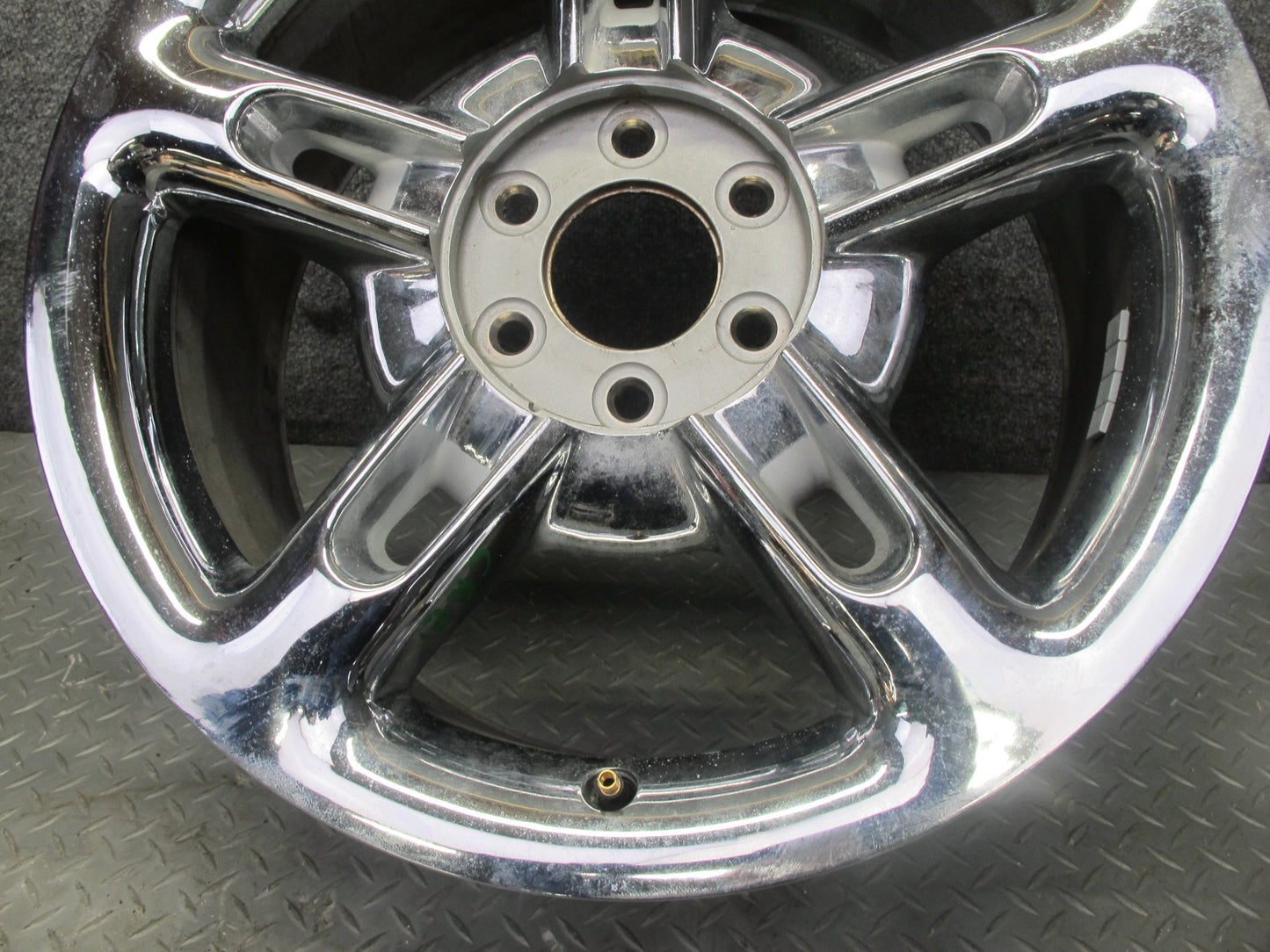 03-06 Chevrolet SSR Front Factory R19 19" Alloy Wheel Rim 19X8J ET32 Chrome OEM