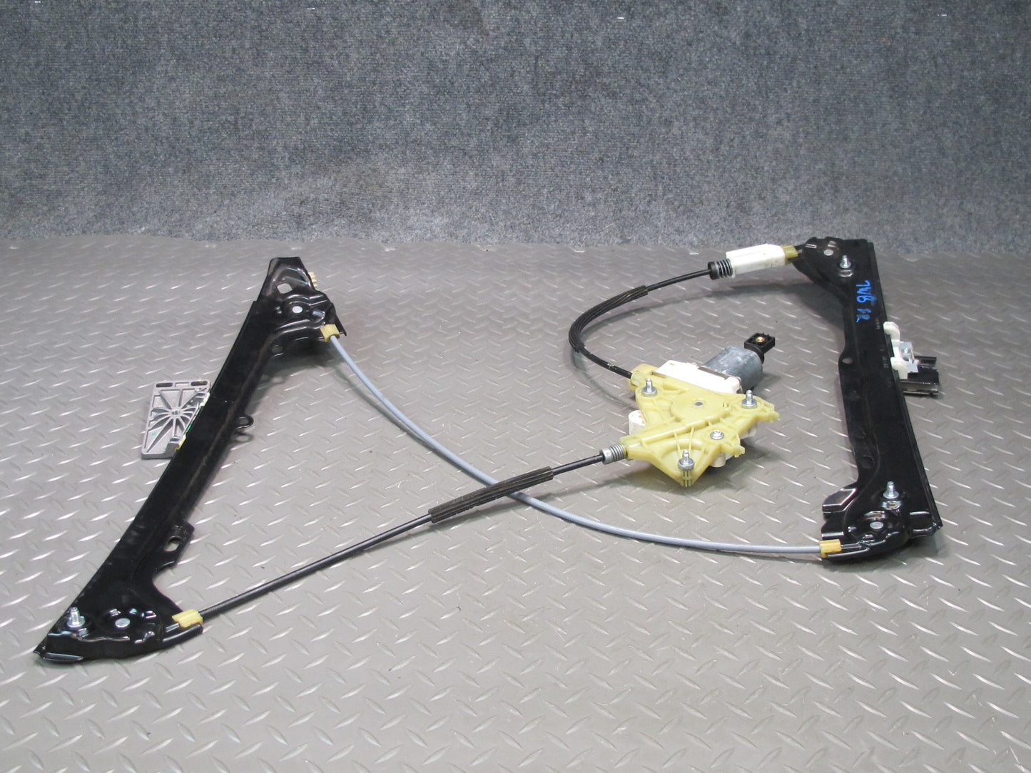 07-13 BMW E92 E93 335i Front Right Passenger Door Window Regulator w Motor OEM