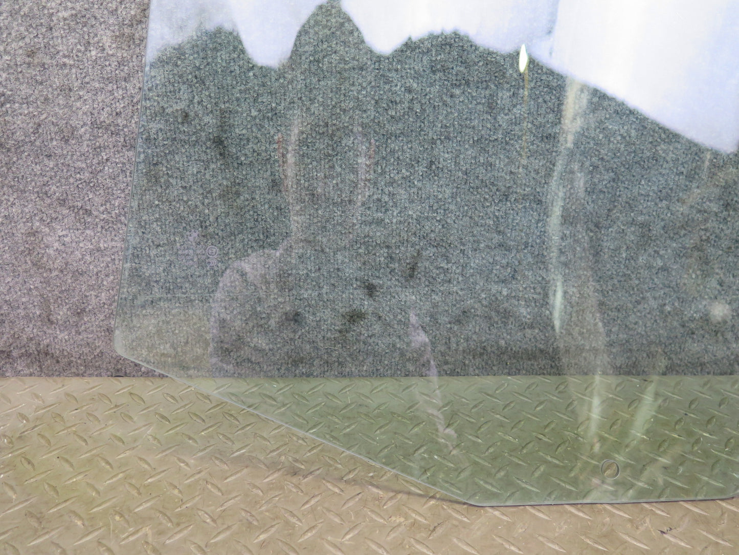 2006-2010 BMW E60 M5 530i Rear Right Door Glass Window OEM