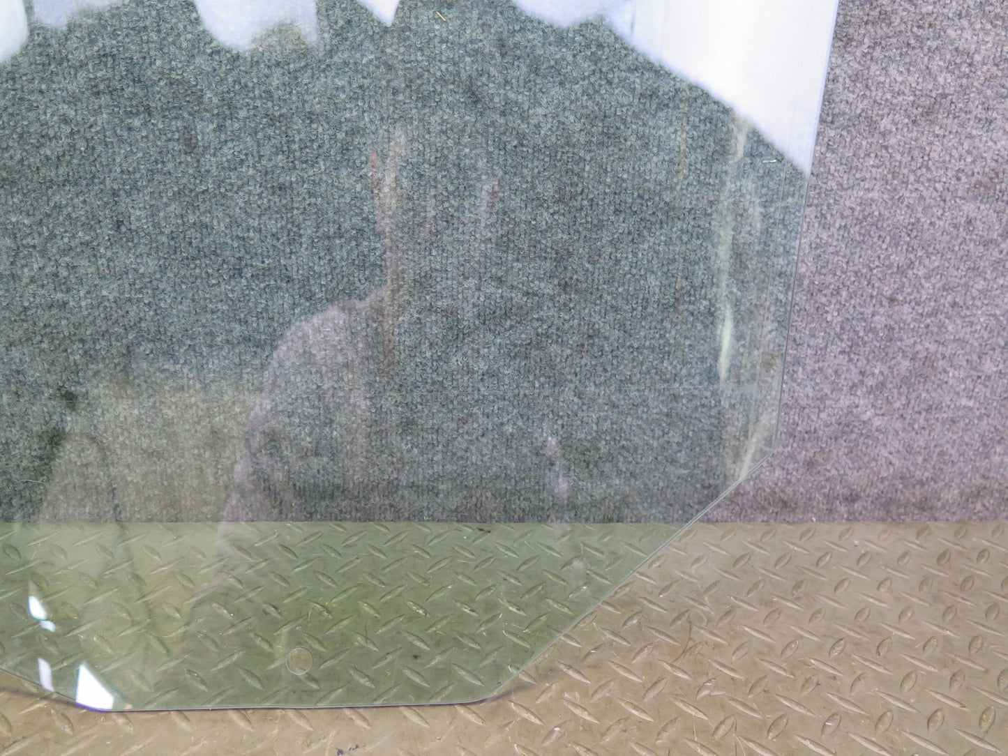 2006-2010 BMW E60 M5 530i Rear Right Door Glass Window OEM