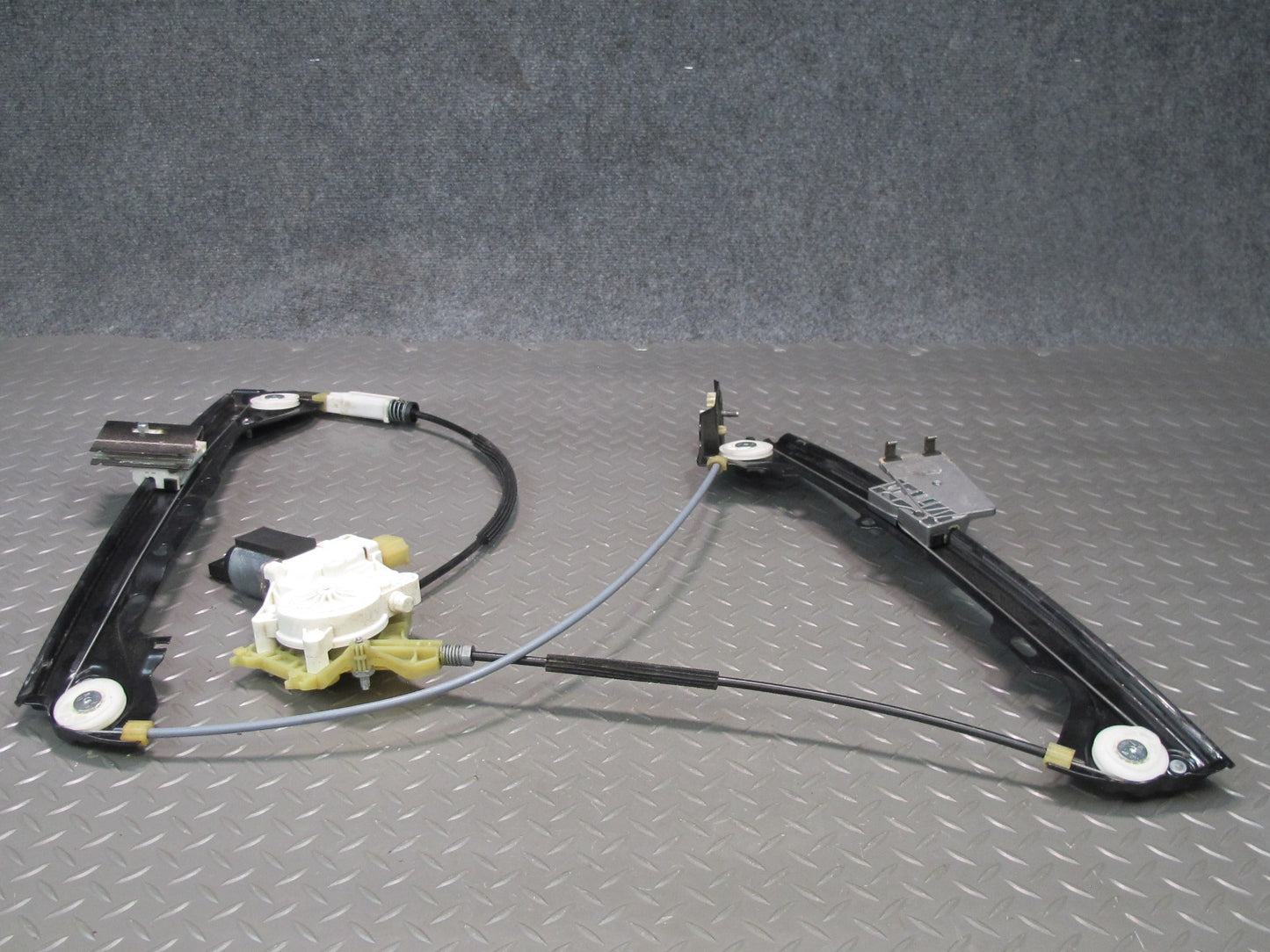 07-13 BMW E92 E93 335i Front Right Passenger Door Window Regulator w Motor OEM