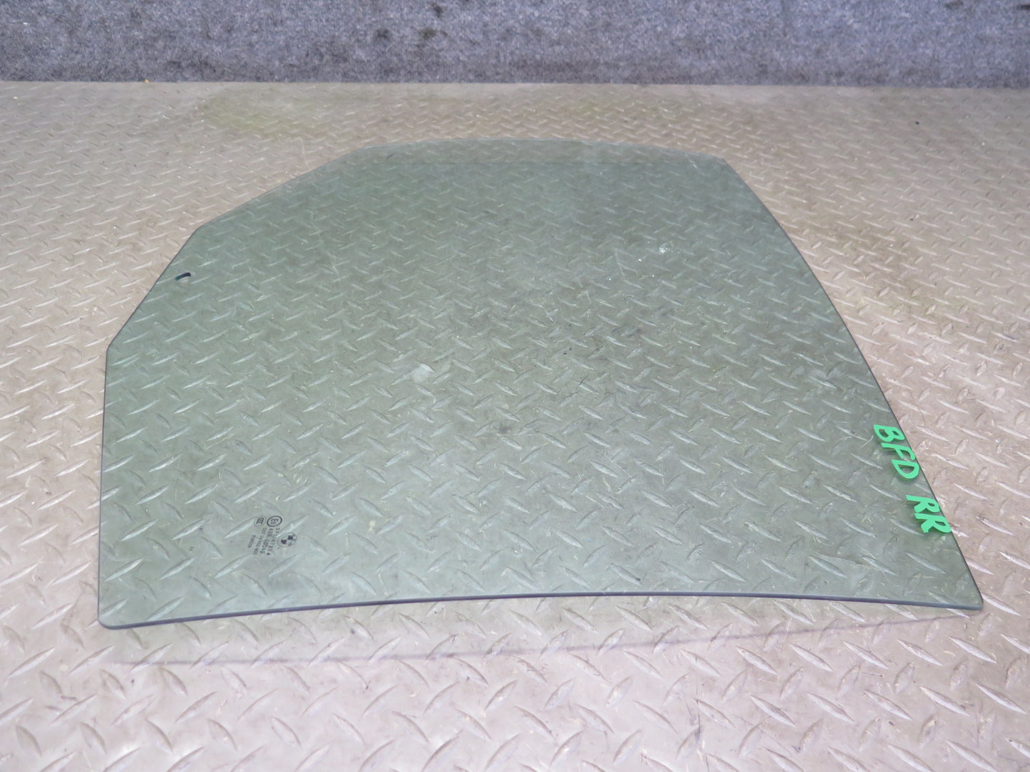 2006-2010 BMW E60 M5 530i Rear Right Door Glass Window OEM