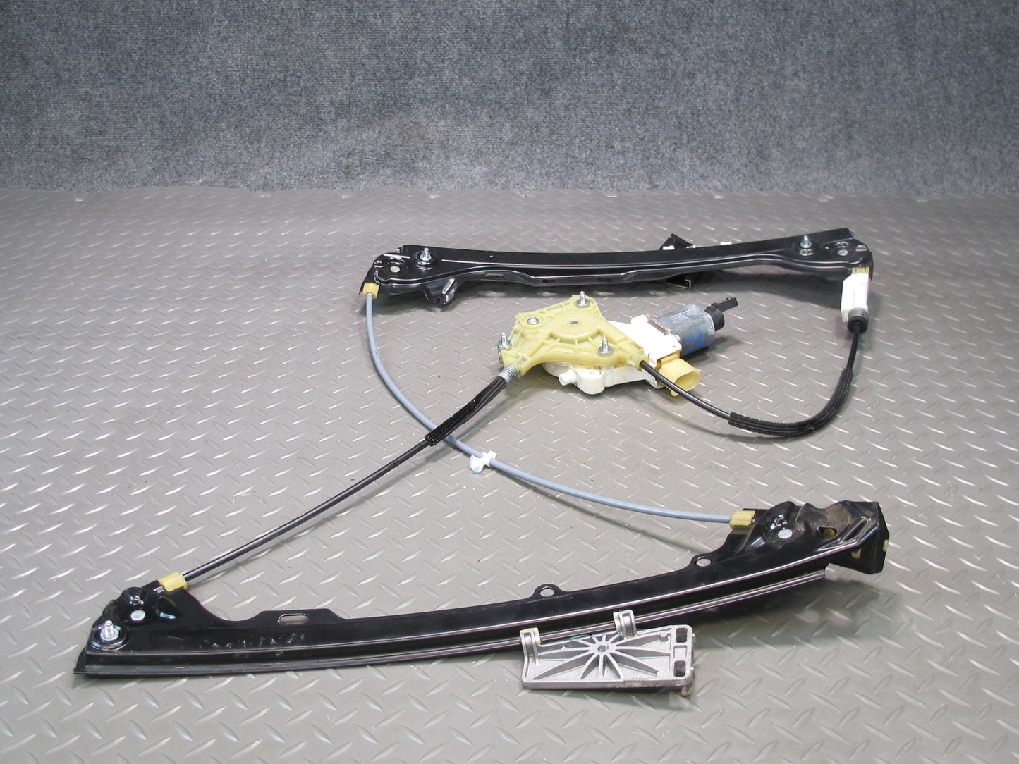 07-13 BMW E92 E93 335i Front Left Door Window Regulator w Motor OEM