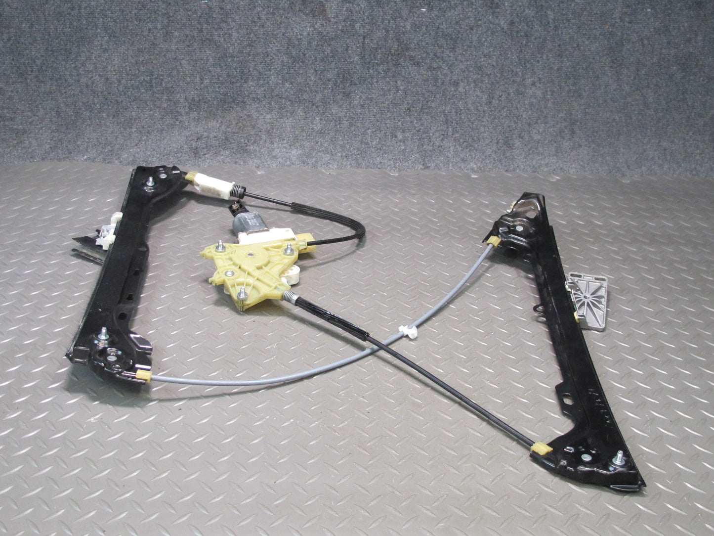 07-13 BMW E92 E93 335i Front Left Door Window Regulator w Motor OEM