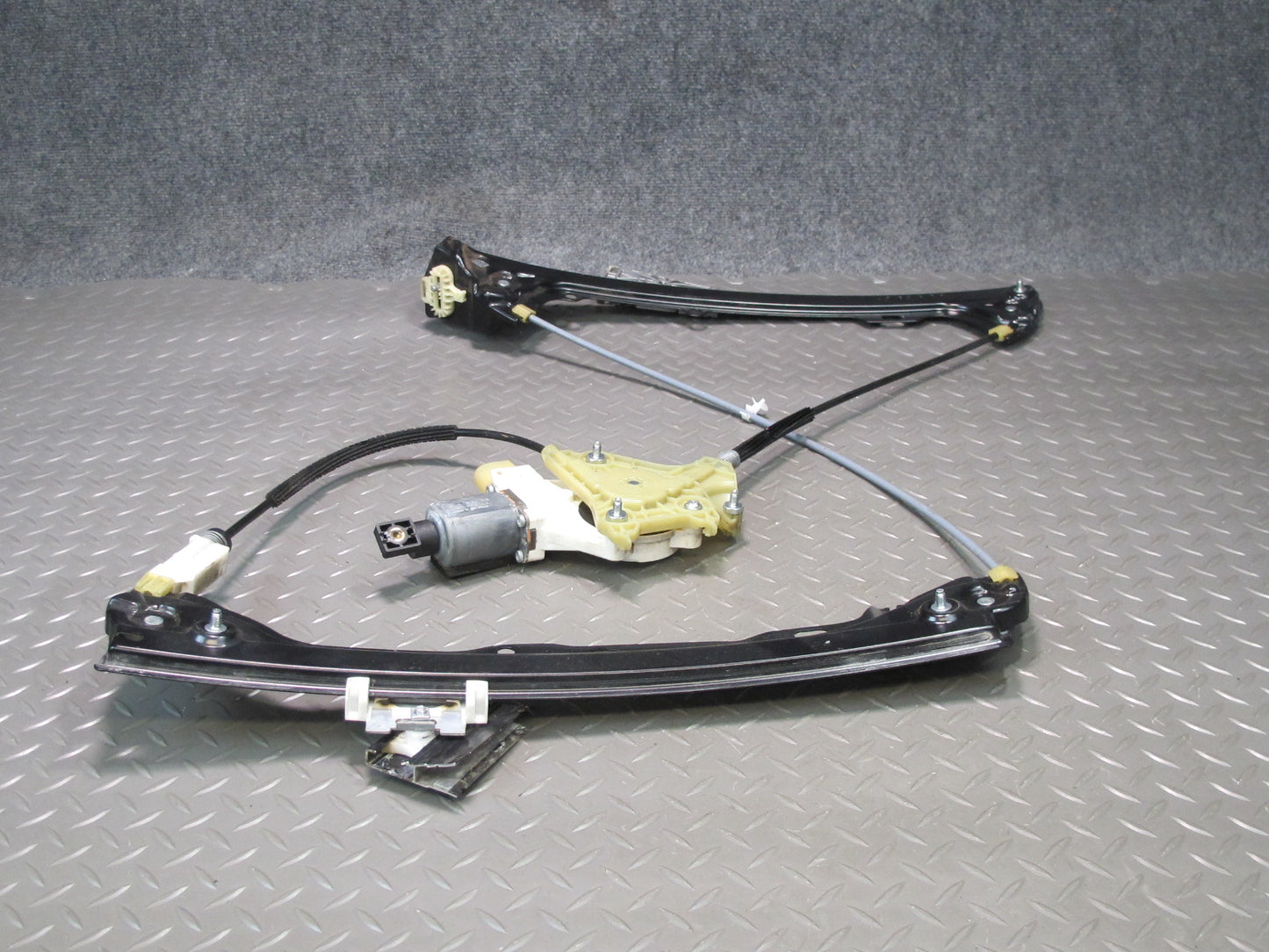07-13 BMW E92 E93 335i Front Left Door Window Regulator w Motor OEM