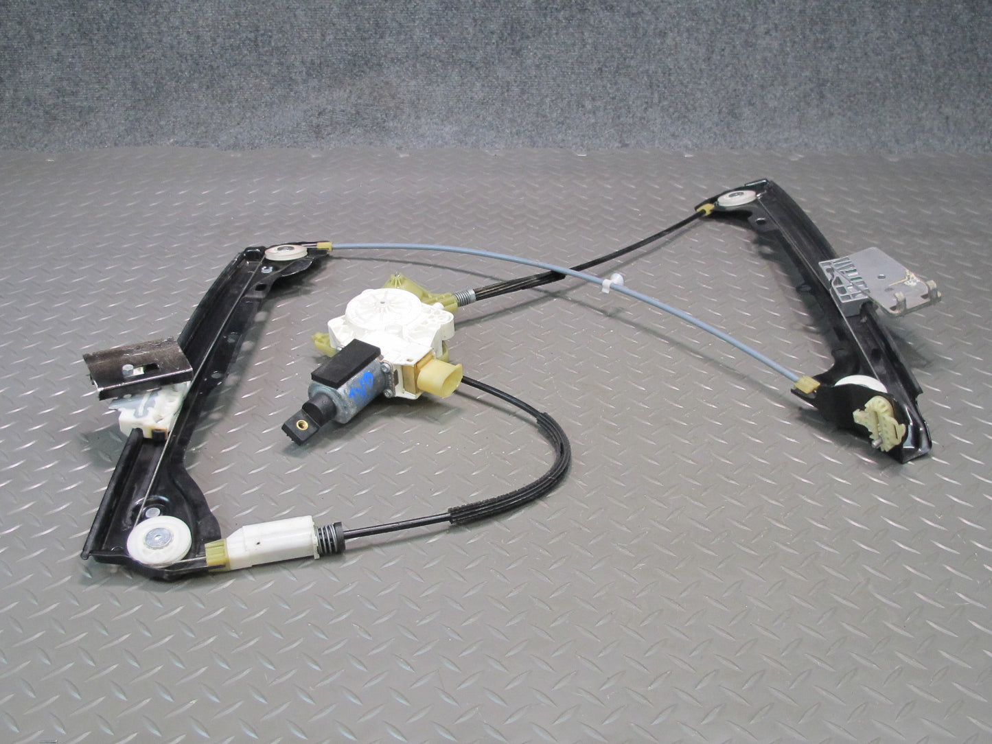 07-13 BMW E92 E93 335i Front Left Door Window Regulator w Motor OEM