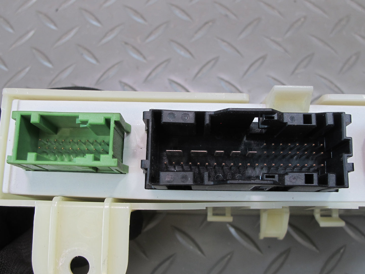 07-13 BMW E93 335i Convertible TOP Roof Control  Module OEM