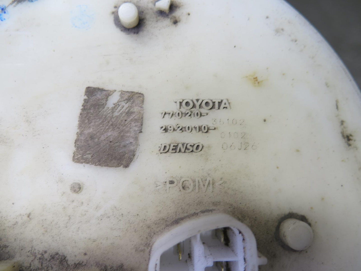 2005-2007 Lexus UZJ120L GX470 Fuel Pump Level Sensor Assembly 77020-35102