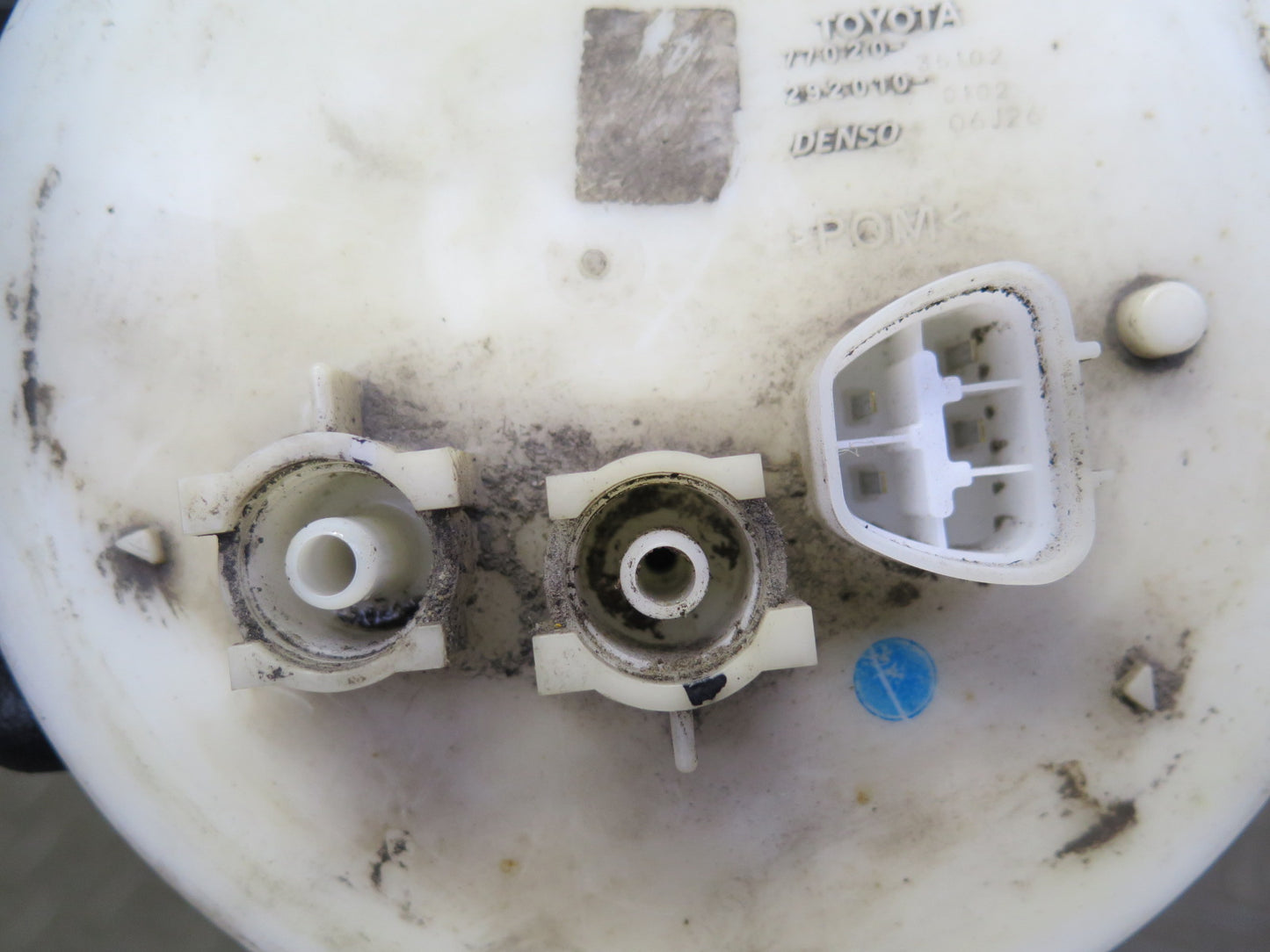 2005-2007 Lexus UZJ120L GX470 Fuel Pump Level Sensor Assembly 77020-35102