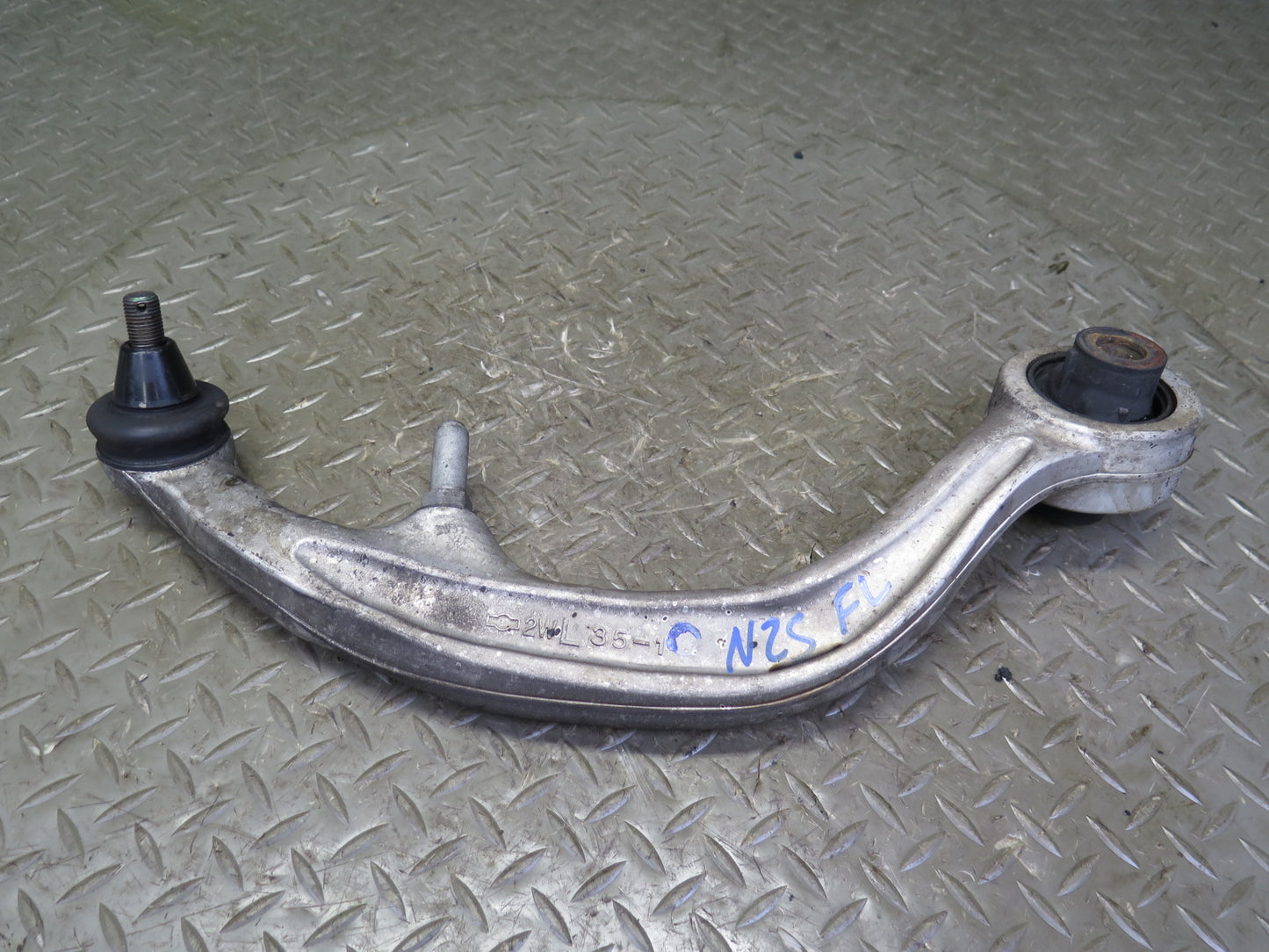 03-04 Nissan Z33 350Z Set of 3 Front Left Suspension Control Arm OEM