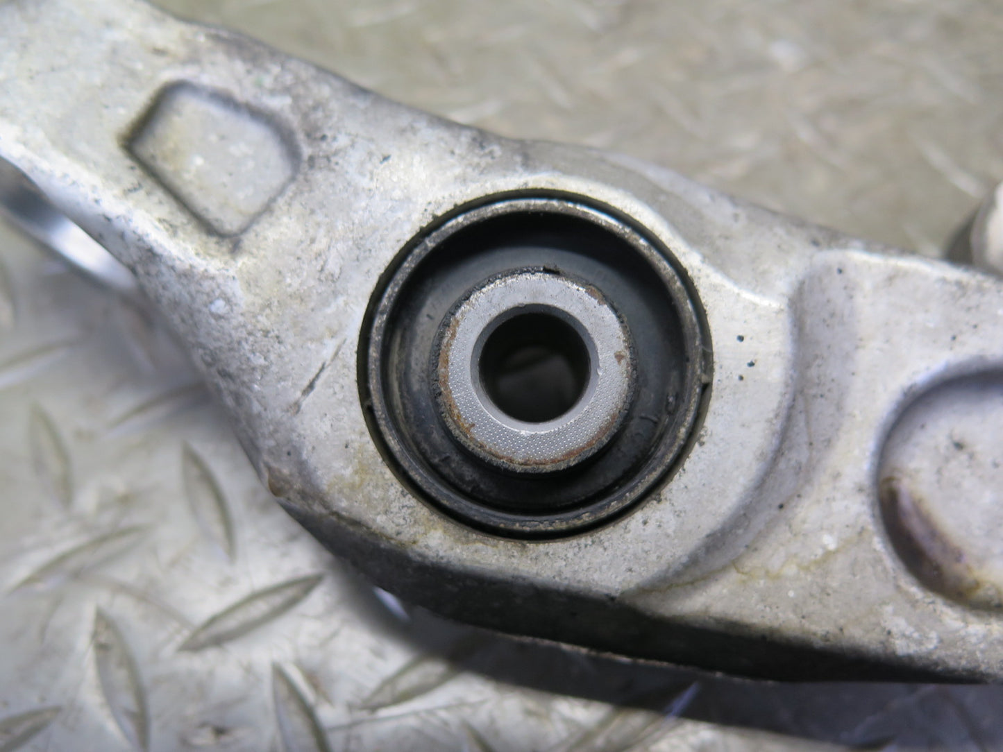 03-04 Nissan Z33 350Z Set of 3 Front Left Suspension Control Arm OEM