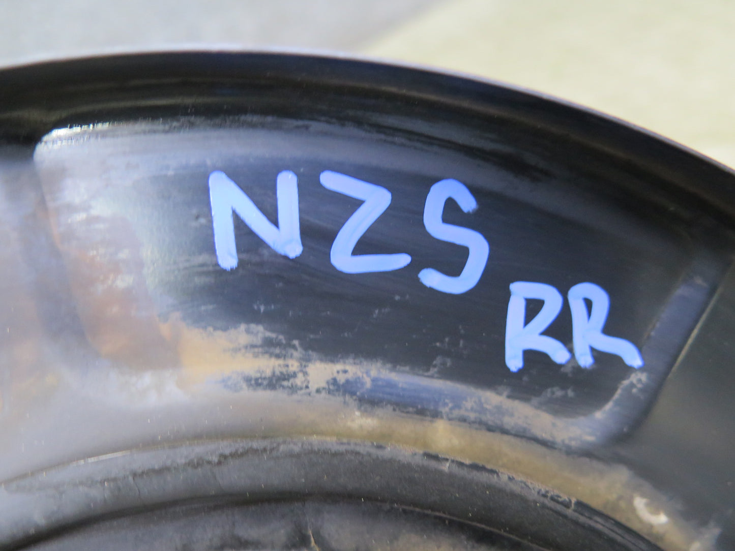 03-09 Nissan Z33 350Z Rear Right Spindle Knuckle Wheel Hub Bearing OEM