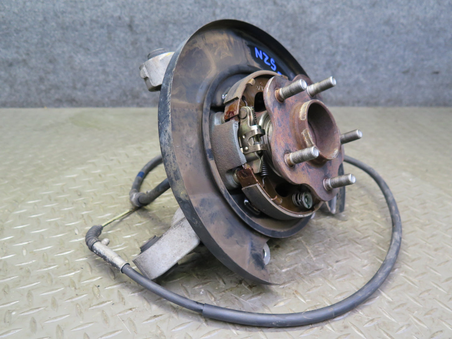 03-09 Nissan Z33 350Z Rear Right Spindle Knuckle Wheel Hub Bearing OEM