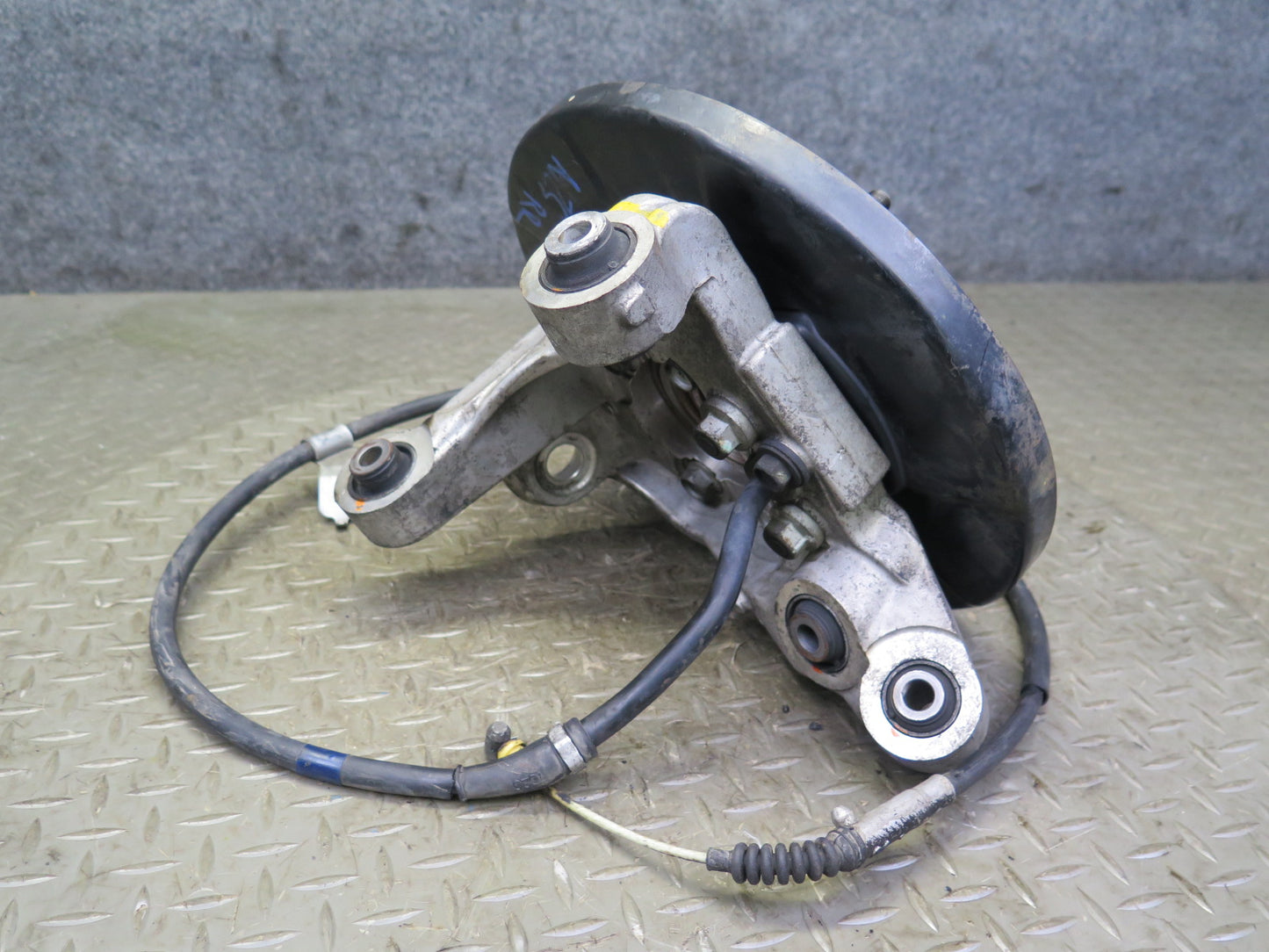 03-09 Nissan Z33 350Z Rear Right Spindle Knuckle Wheel Hub Bearing OEM