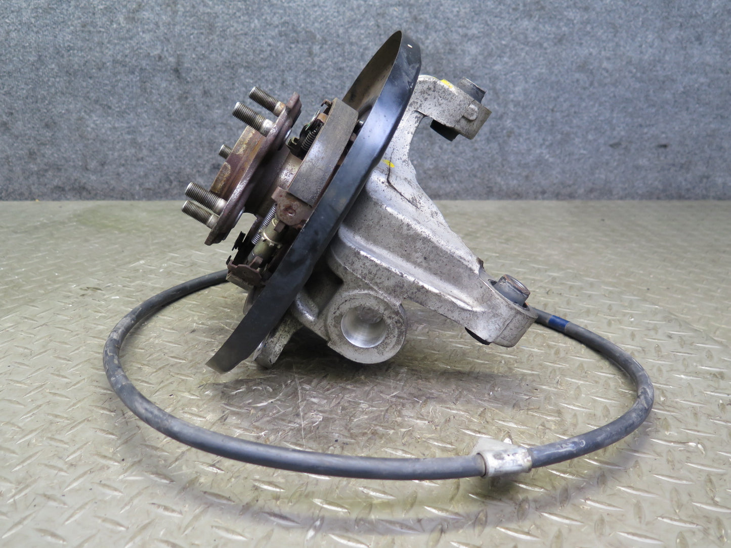 03-09 Nissan Z33 350Z Rear Right Spindle Knuckle Wheel Hub Bearing OEM