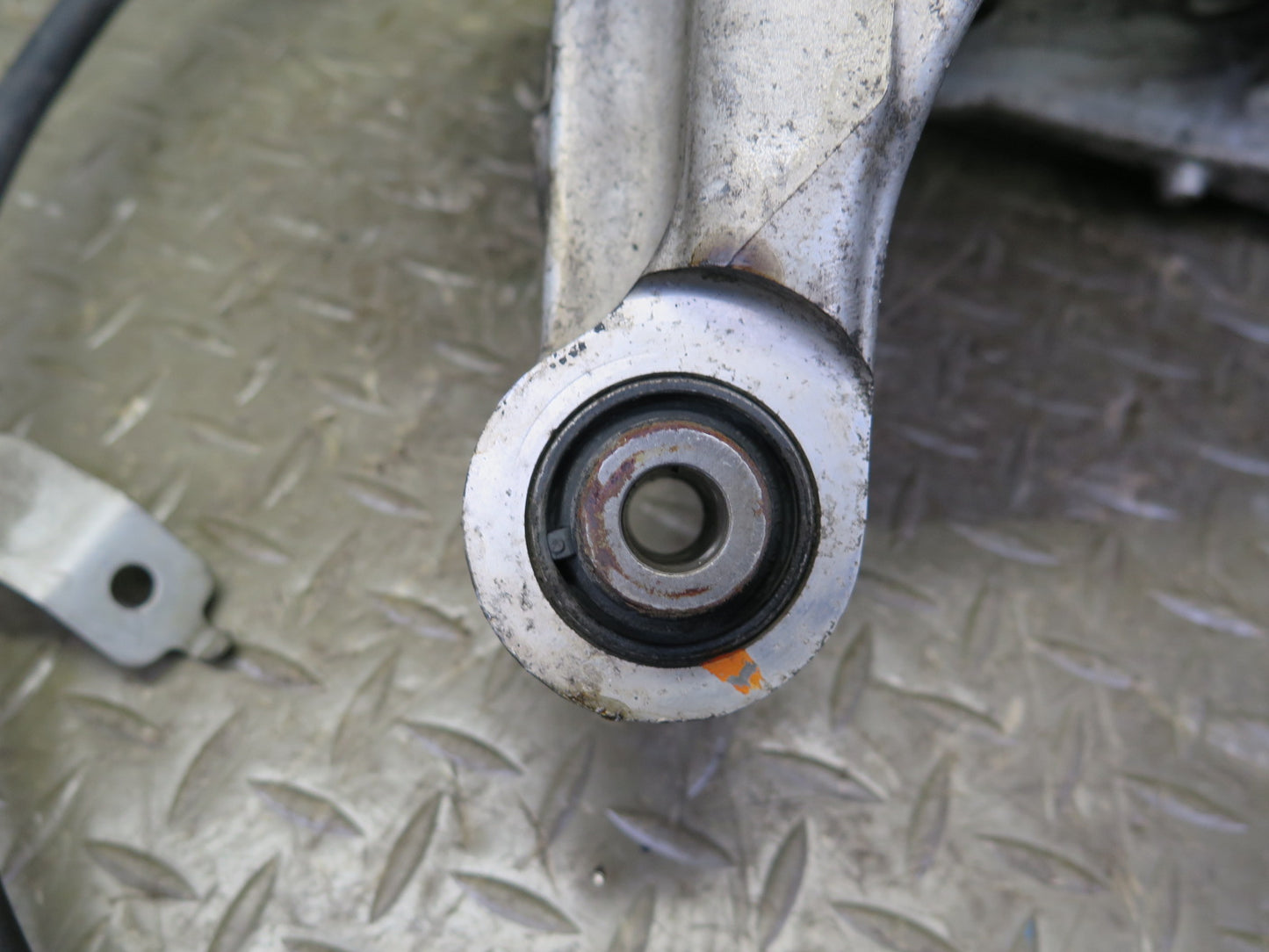 03-09 Nissan Z33 350Z Rear Right Spindle Knuckle Wheel Hub Bearing OEM