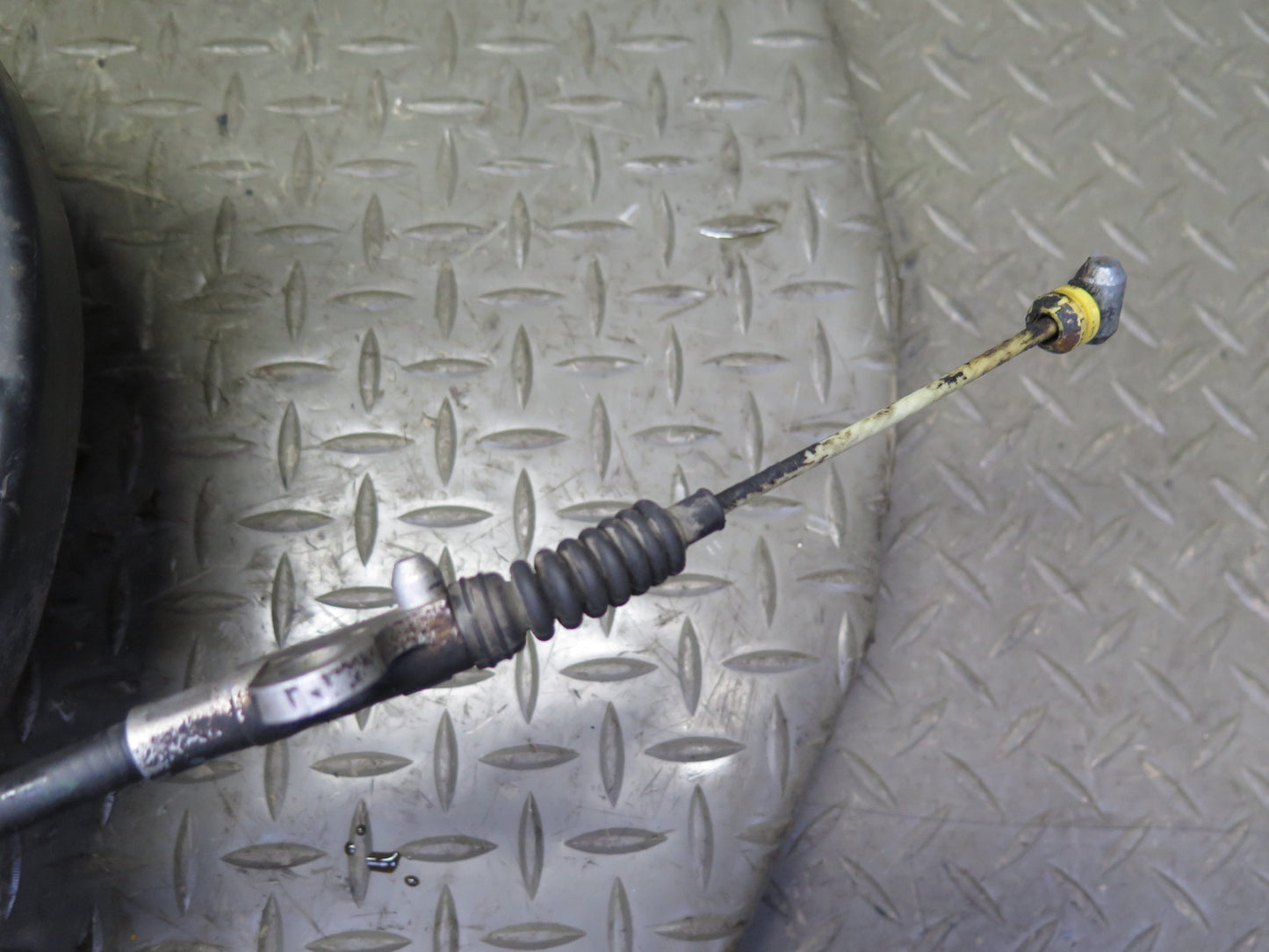 03-09 Nissan Z33 350Z Rear Right Spindle Knuckle Wheel Hub Bearing OEM