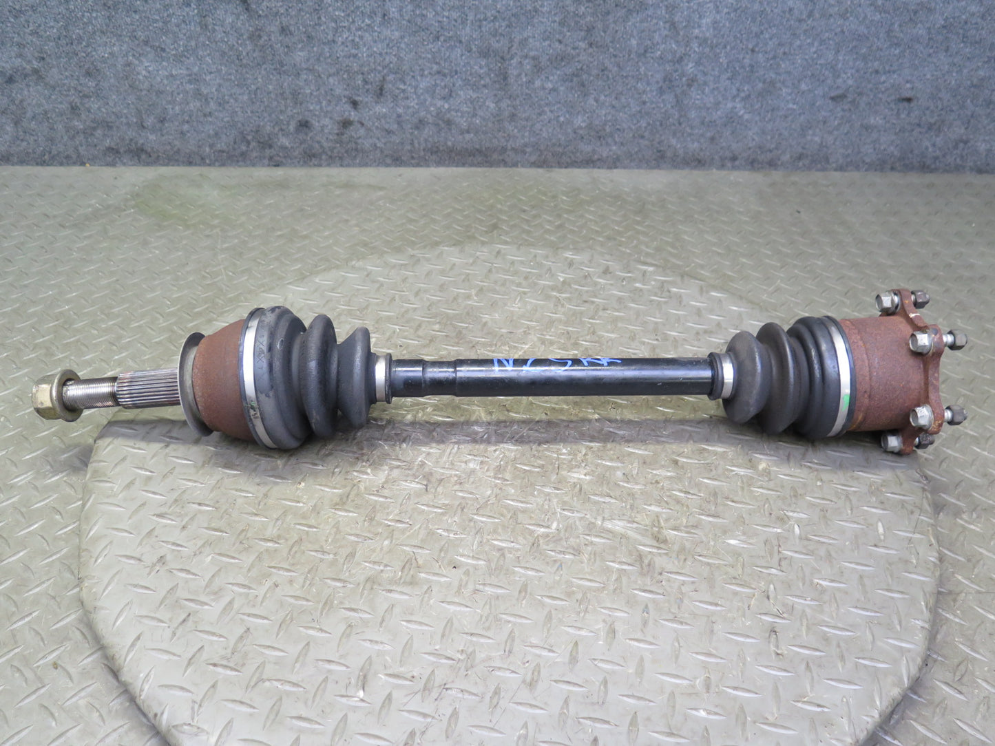 04-05 Nissan 350Z Z33 Convertible M/T Rear Right Suspension Axle Shaft OEM