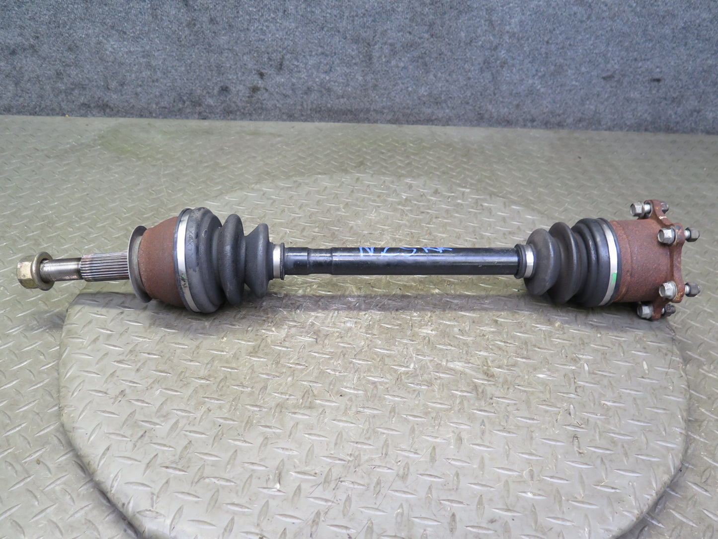 04-05 Nissan 350Z Z33 Convertible M/T Rear Right Suspension Axle Shaft OEM