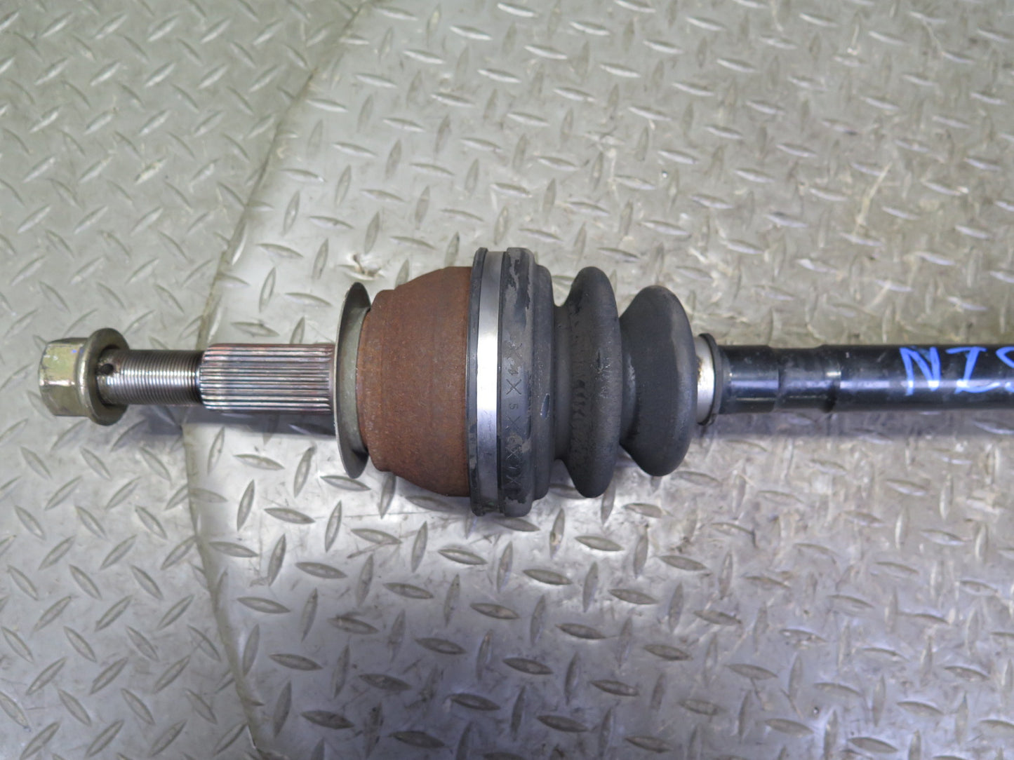 04-05 Nissan 350Z Z33 Convertible M/T Rear Right Suspension Axle Shaft OEM