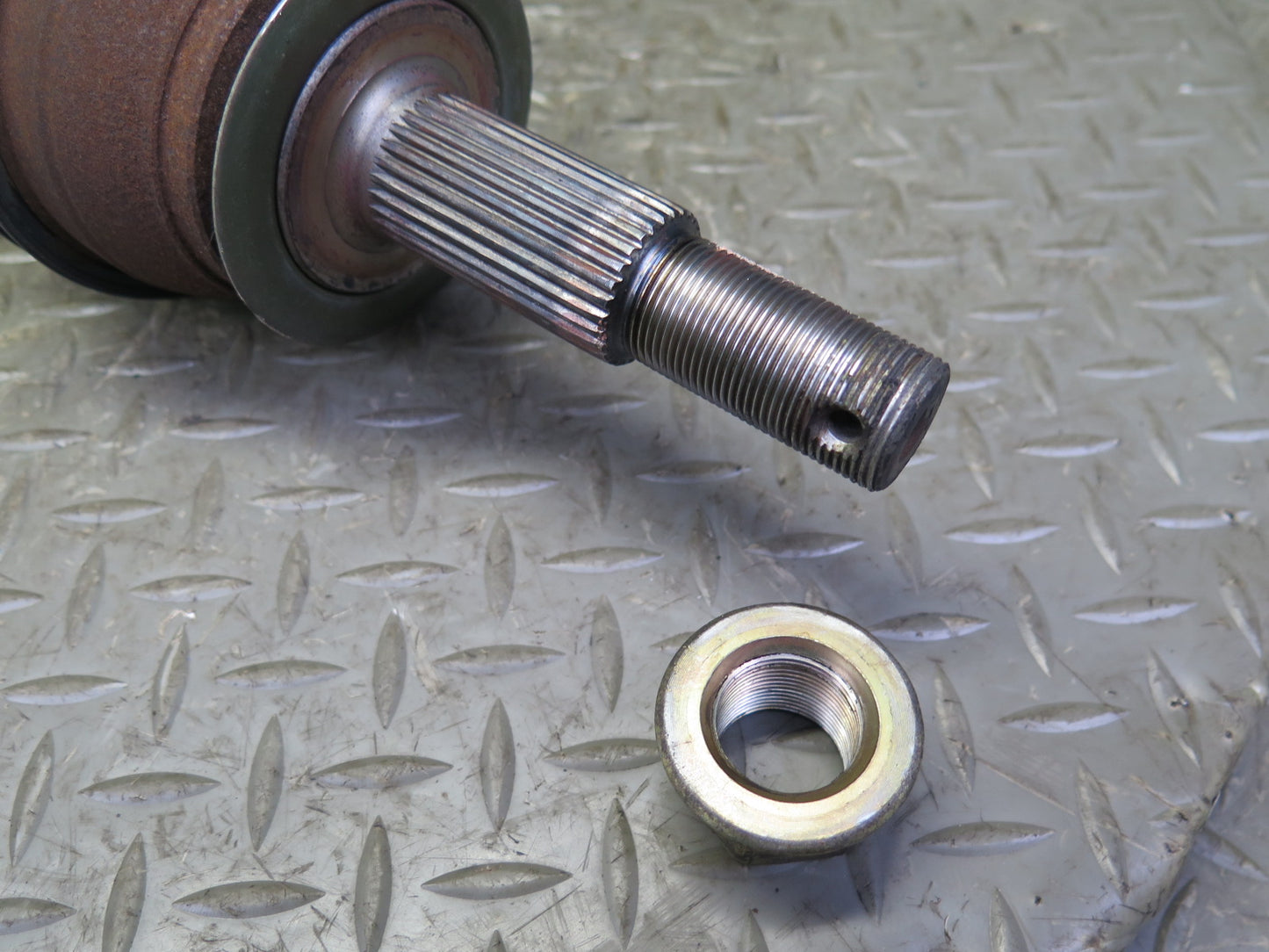 04-05 Nissan 350Z Z33 Convertible M/T Rear Right Suspension Axle Shaft OEM