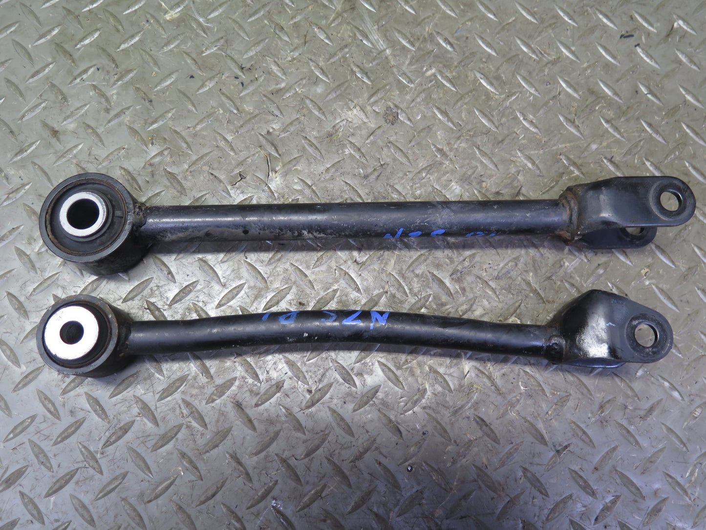 03-04 Nissan Z33 350Z Set of 4 Rear Left Suspension Control Arm OEM