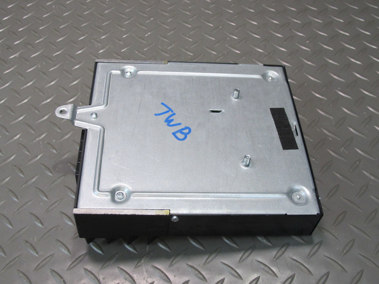 07-10 BMW E93 335i Convertible Hifi Audio System Amplifier AMP 9145162 OEM