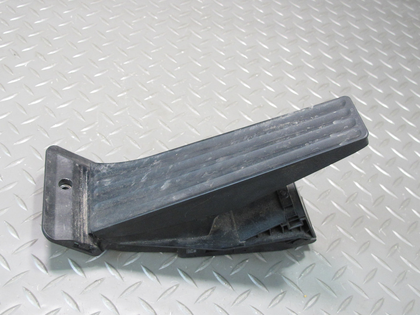 07-13 BMW E90 E92 E93 335i A/T Gas Acceleration Pedal 6788632 OEM