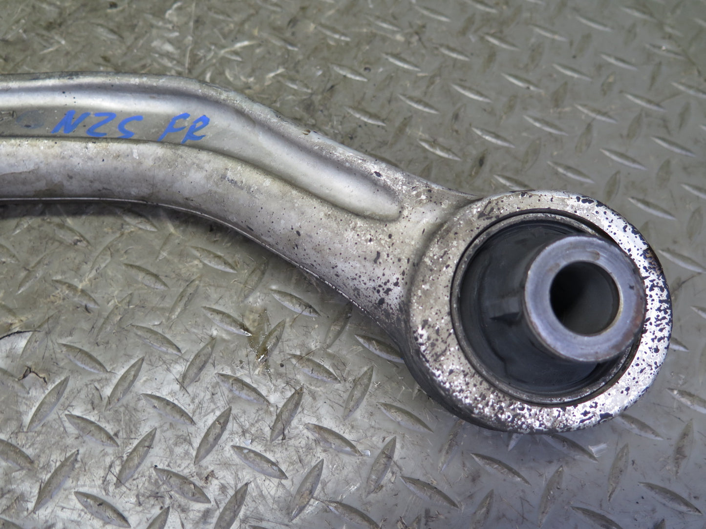 03-04 Nissan Z33 350Z Set of 3 Front Right Suspension Control Arm OEM