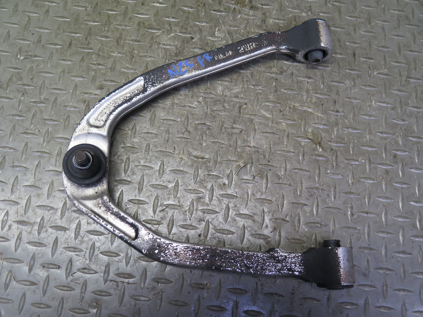 03-04 Nissan Z33 350Z Set of 3 Front Right Suspension Control Arm OEM