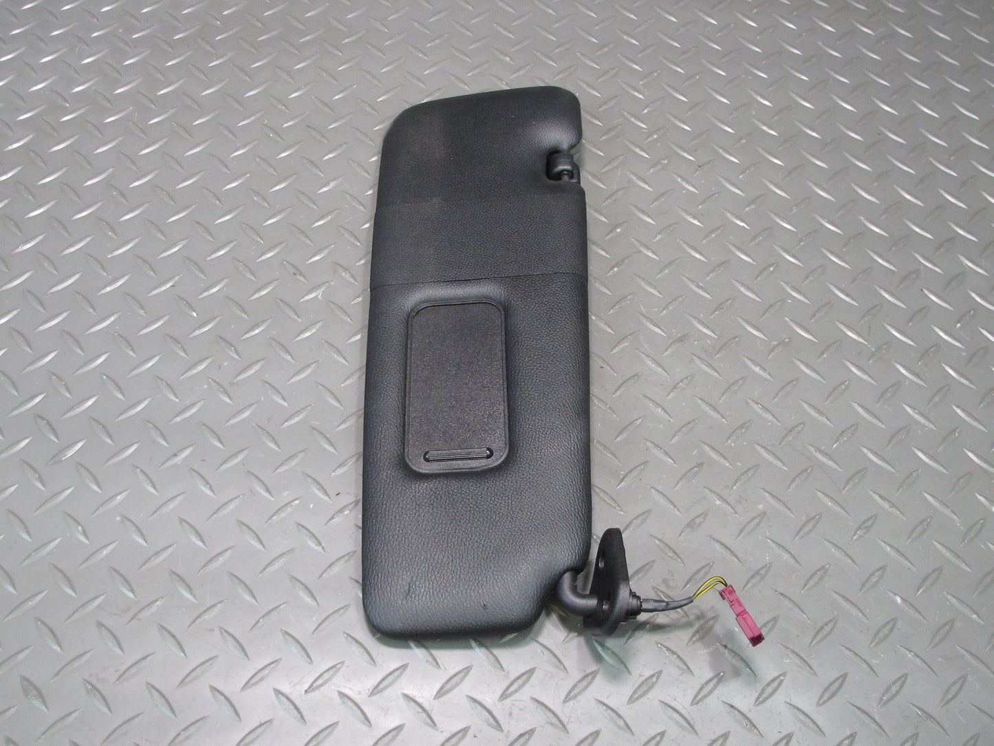 07-13 BMW E93 335I Convertible Set of 2 Front Left & Right Sun Visor Black OEM