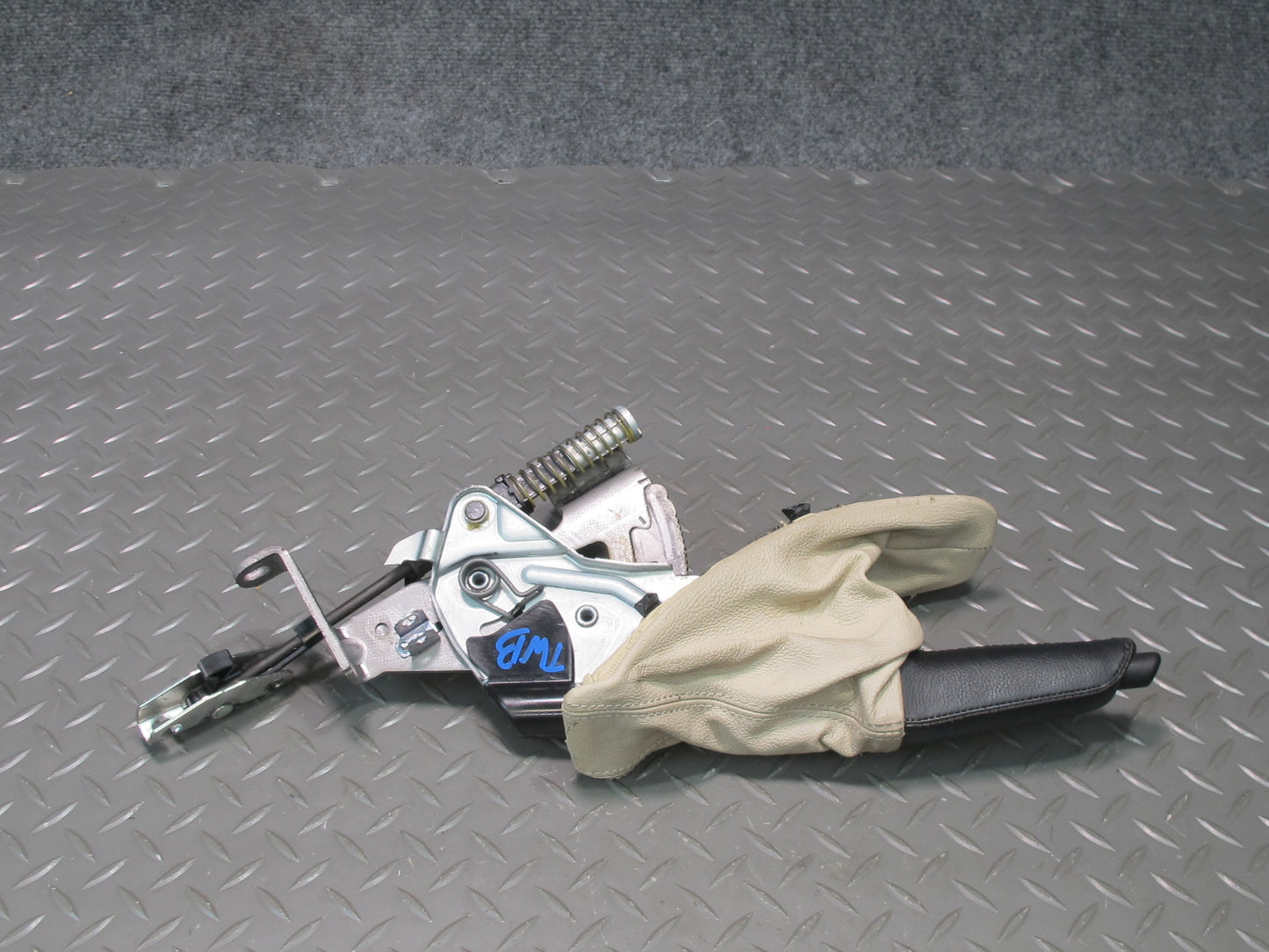 07-13 BMW E92 E93 335I Emergency Parking Handbrake Handle w Boot Beige 64K OEM
