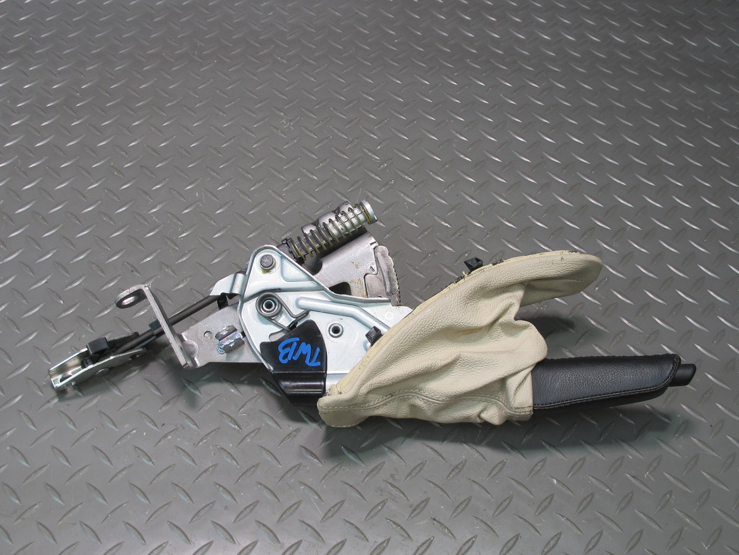 07-13 BMW E92 E93 335I Emergency Parking Handbrake Handle w Boot Beige 64K OEM