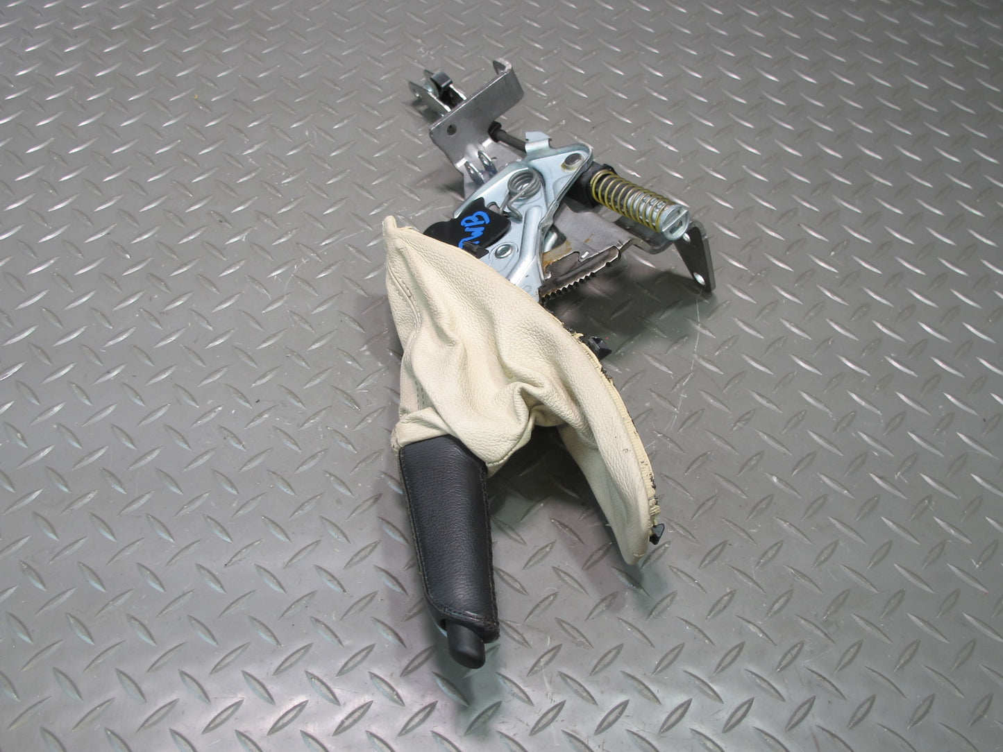07-13 BMW E92 E93 335I Emergency Parking Handbrake Handle w Boot Beige 64K OEM