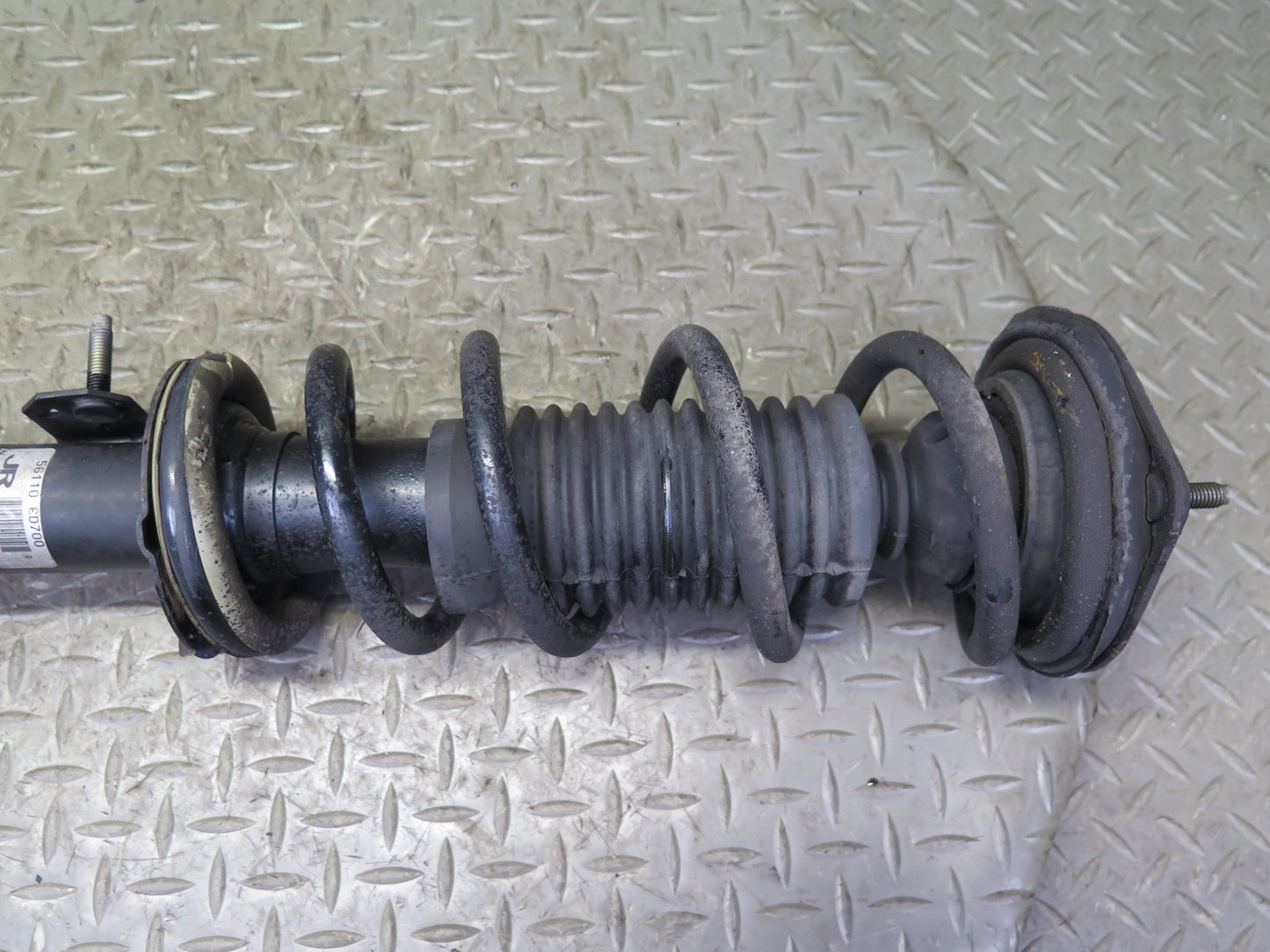 04-05 Nissan Z33 350Z Convertible Set of 2 Front Strut Shock Absorber 68K OEM