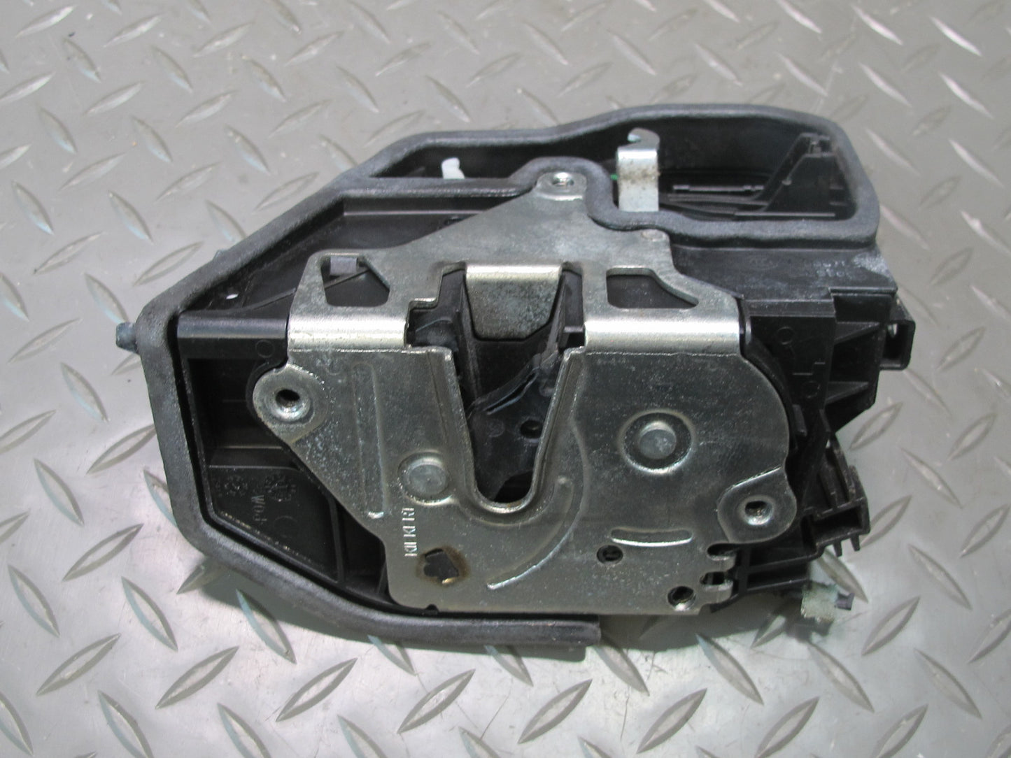 07-13 BMW E90 E92 E93 335I Front Left Door Lock Latch Actuator 7202143 OEM