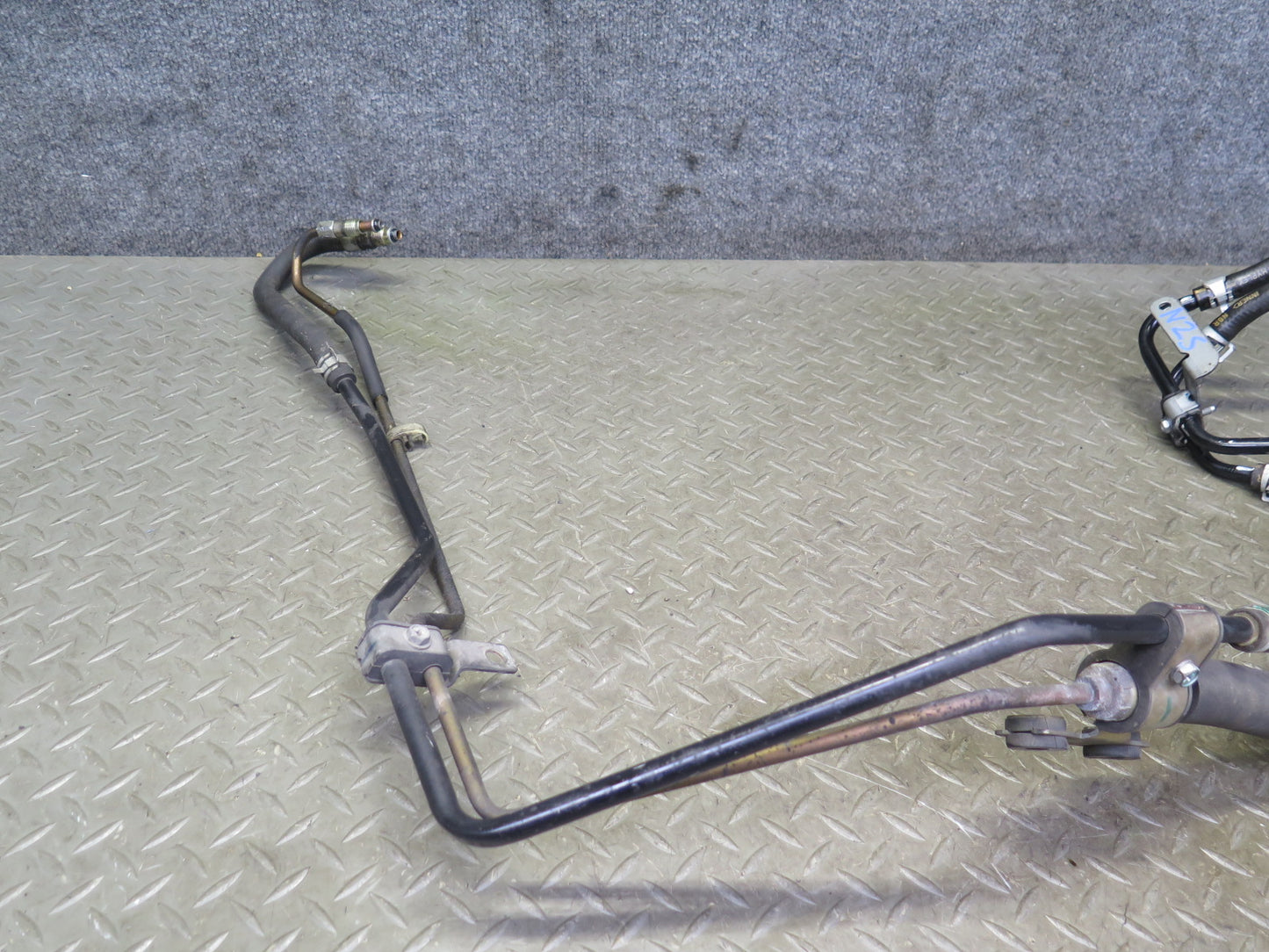 03-06 Nissan 350Z Z33 Convertible Power Steering Hose Pipe Line OEM