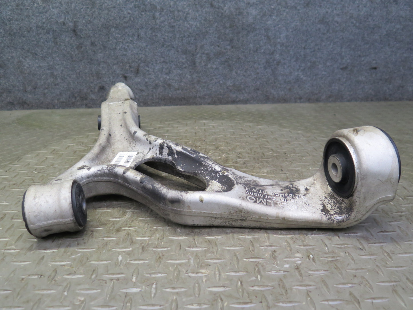 2011-2014 Porsche Cayenne 958 AWD Front Right Side Upper & Lower Control Arm Set