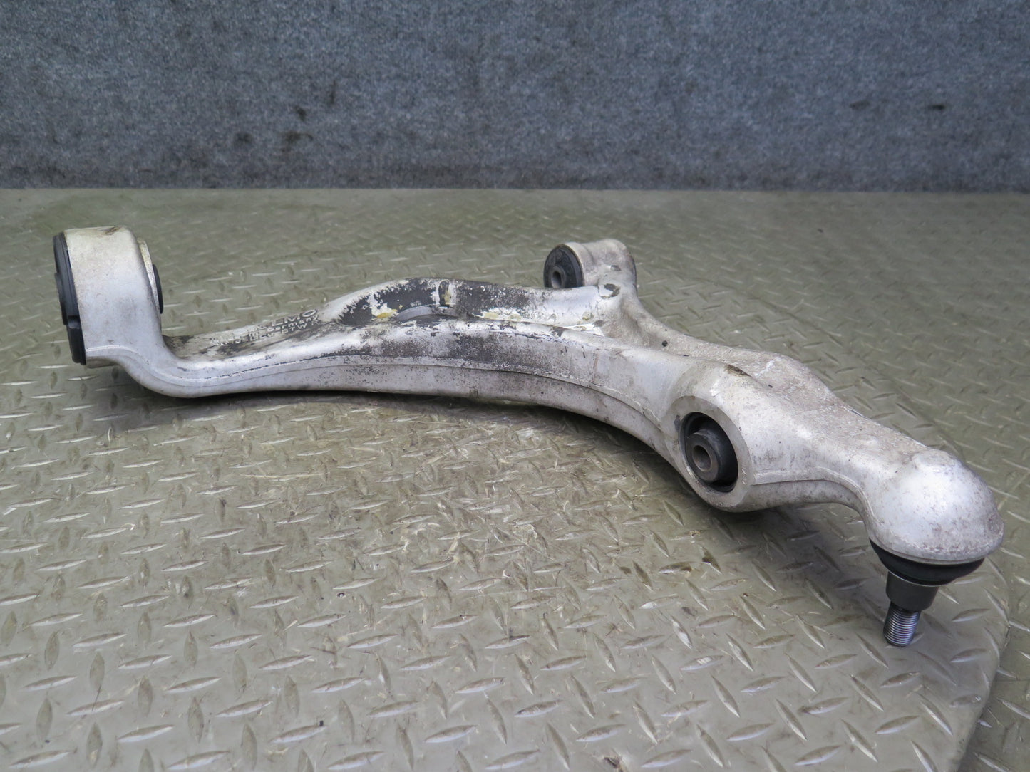 2011-2014 Porsche Cayenne 958 AWD Front Right Side Upper & Lower Control Arm Set