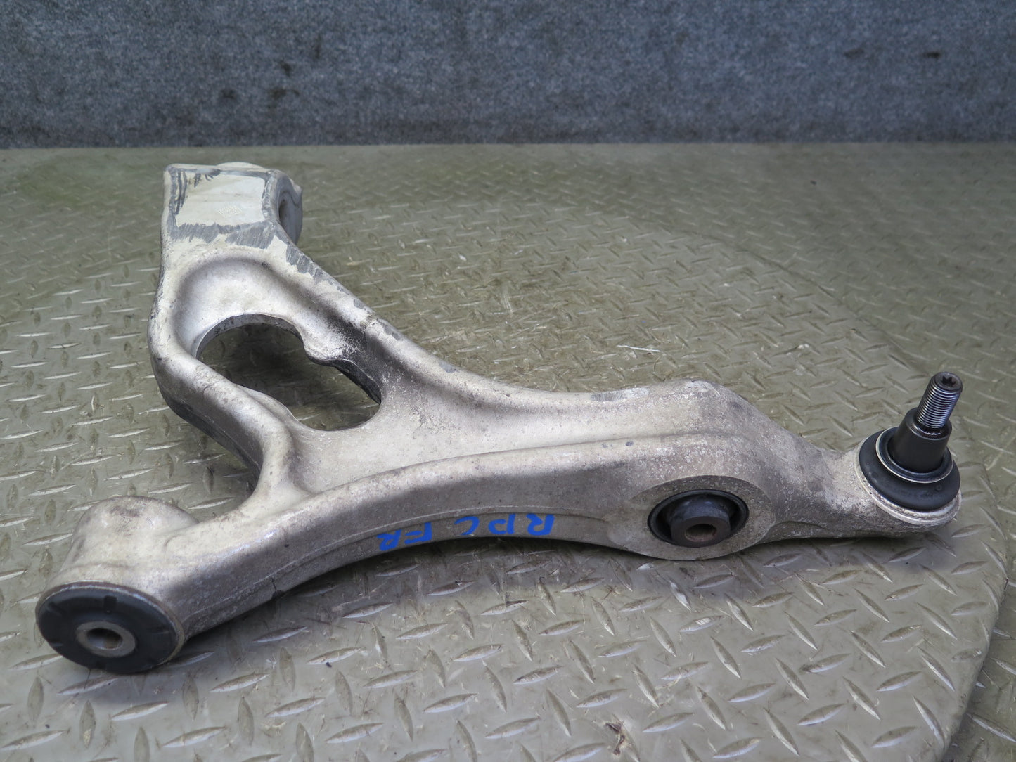 2011-2014 Porsche Cayenne 958 AWD Front Right Side Upper & Lower Control Arm Set