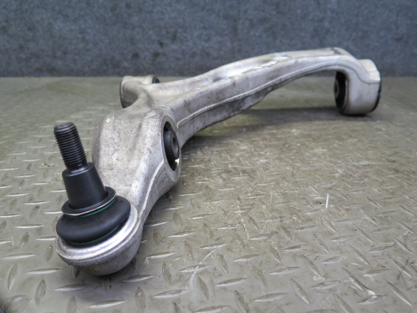 2011-2014 Porsche Cayenne 958 AWD Front Right Side Upper & Lower Control Arm Set